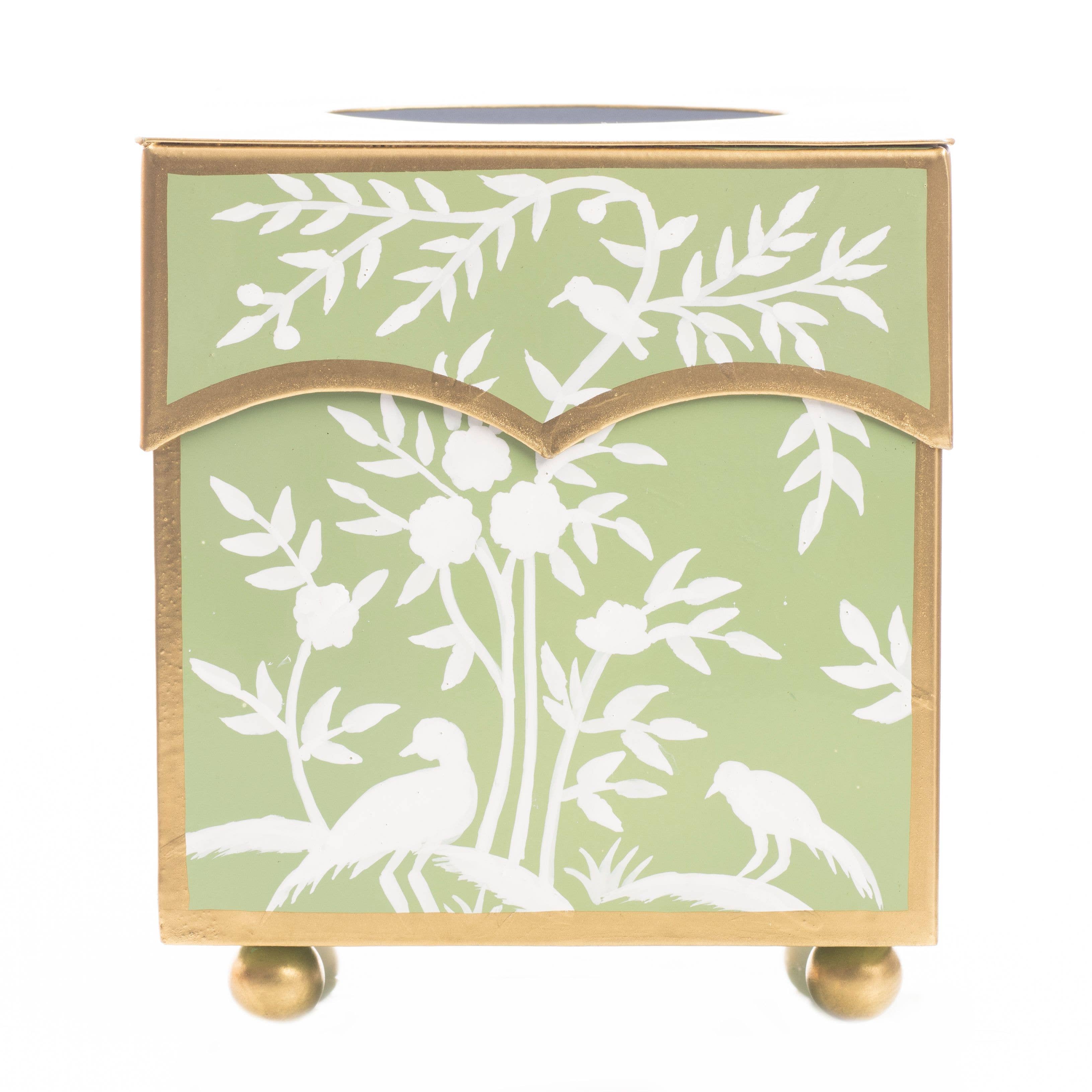 STUNNING NEW GRASS GREEN/WHITE SCALLOPED TISSUE BOX