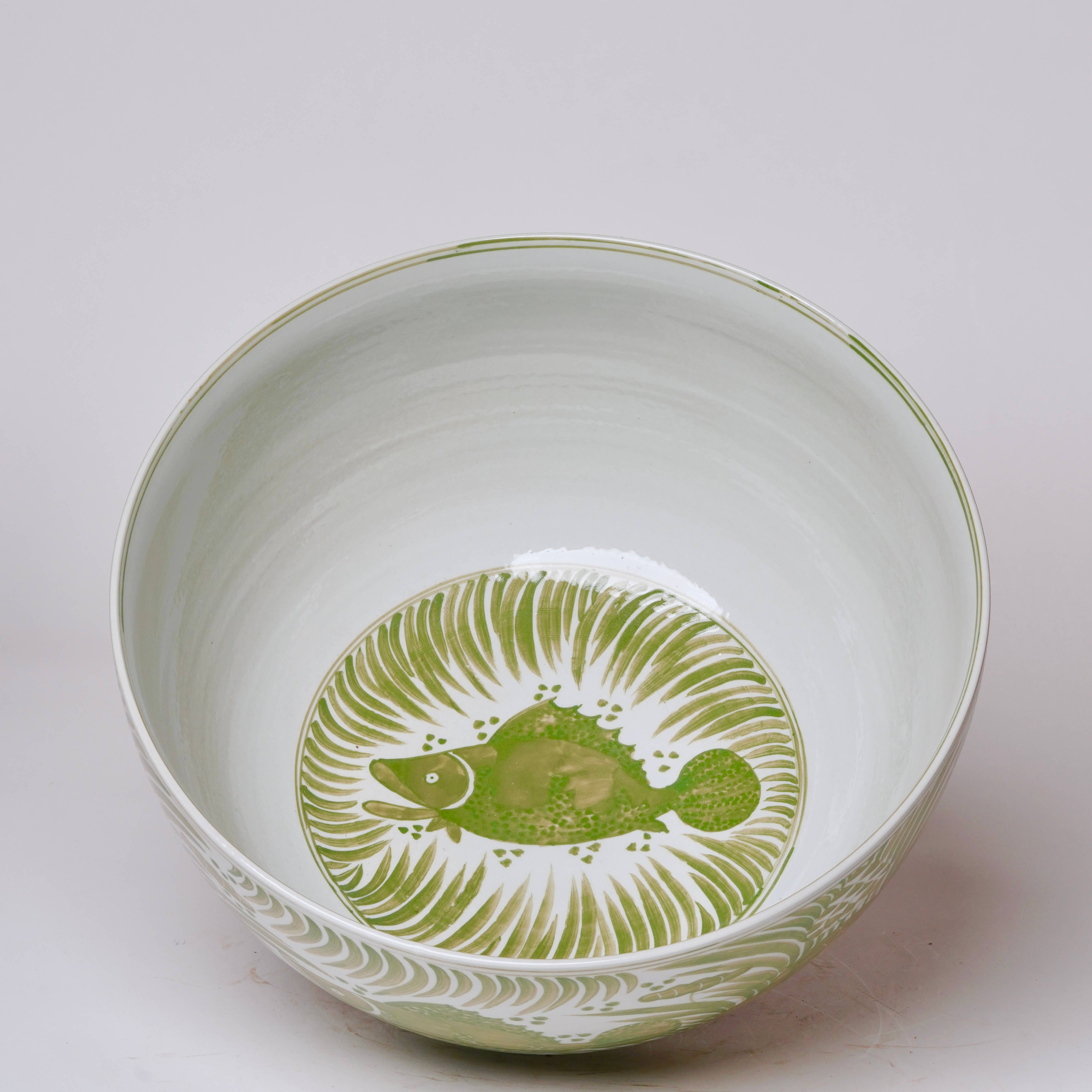 Green and White Porcelain Fish and Lotus Large Bowl
