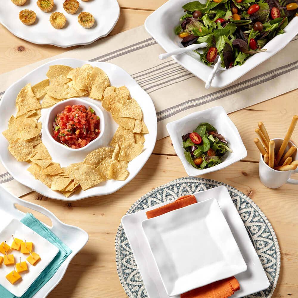 Ruffle 12.5" Square Serving Bowl