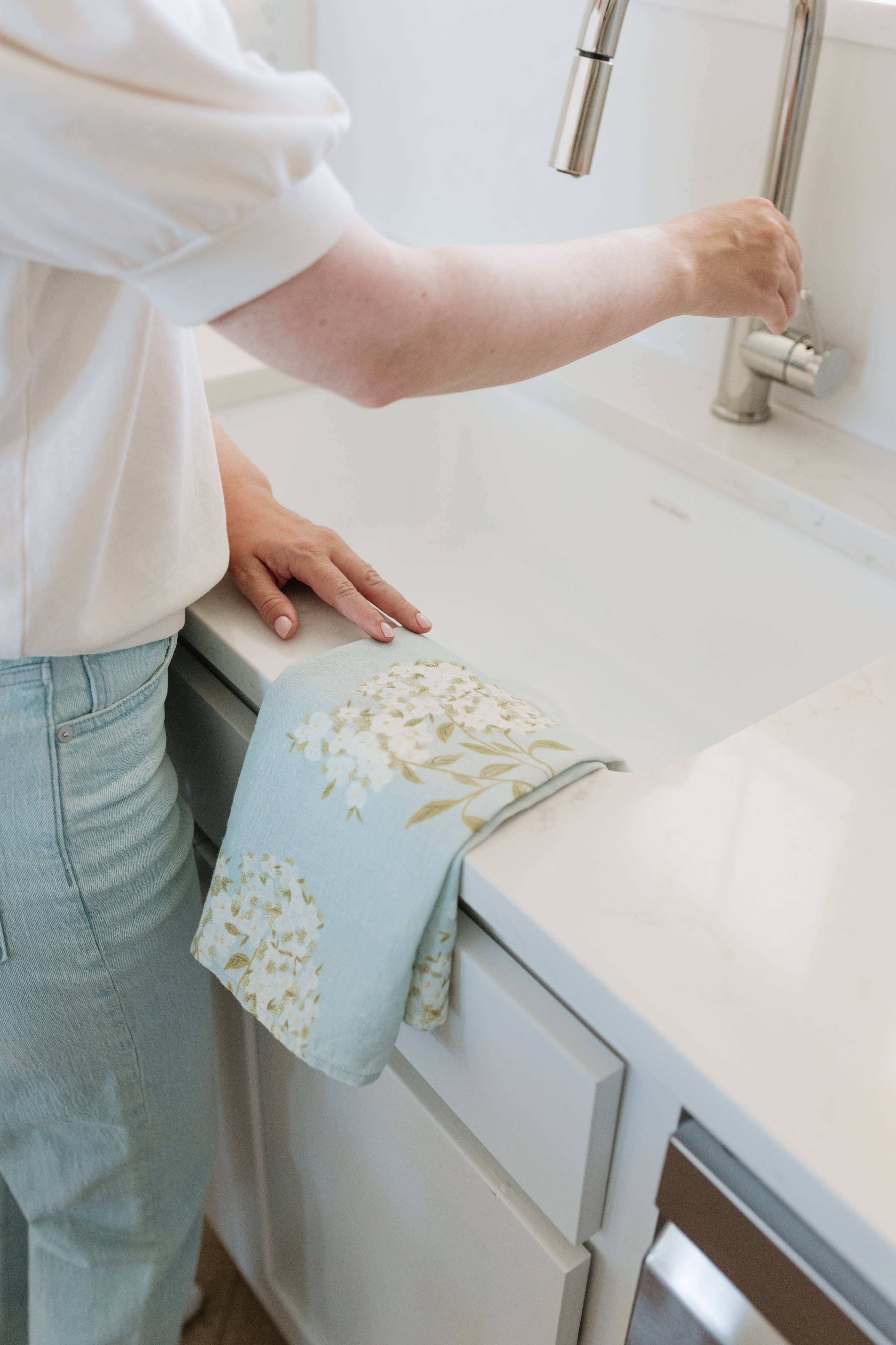 Hydrangea Linen Tea Towel