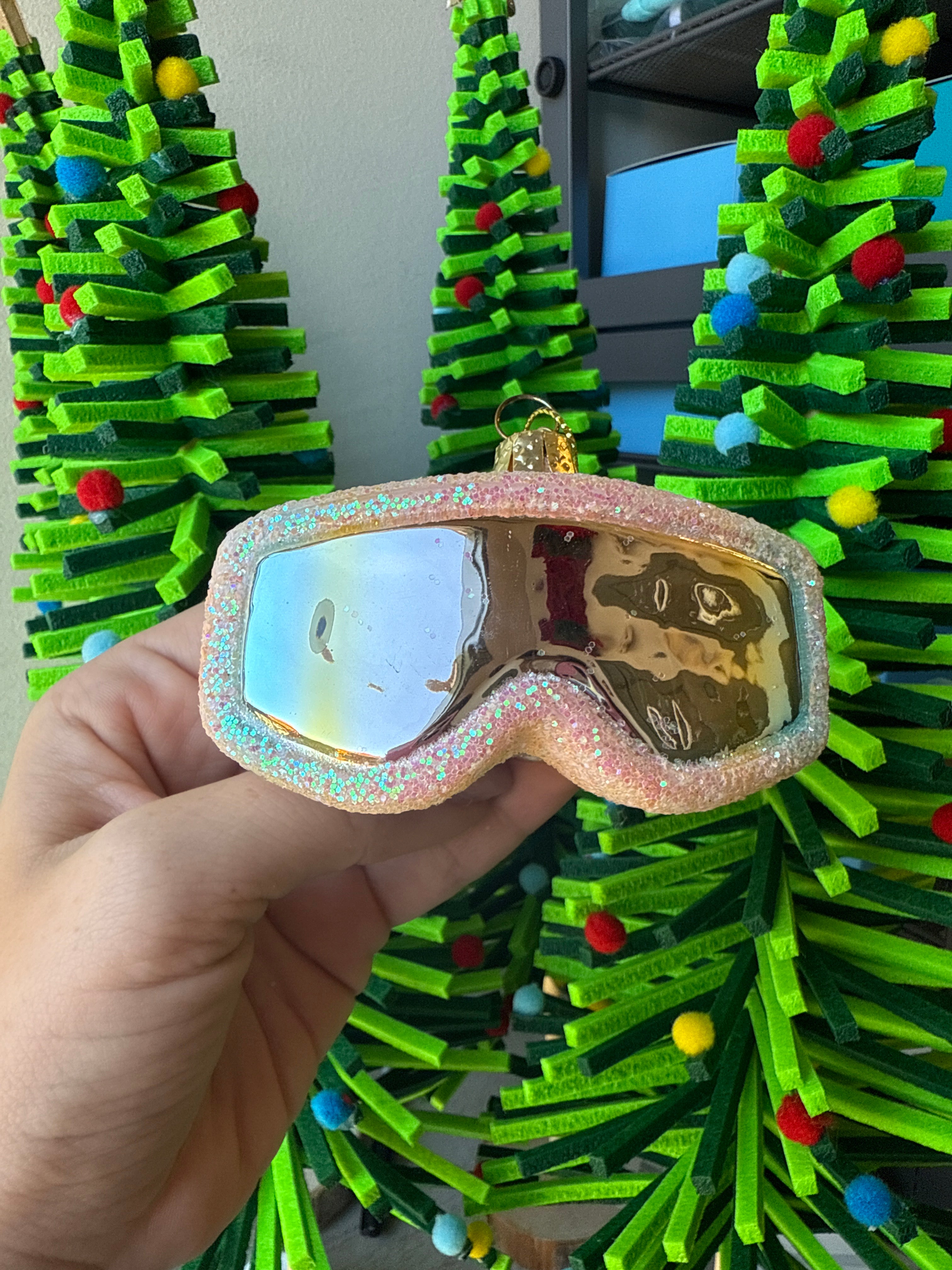 Ornament glass soft pink ski googles