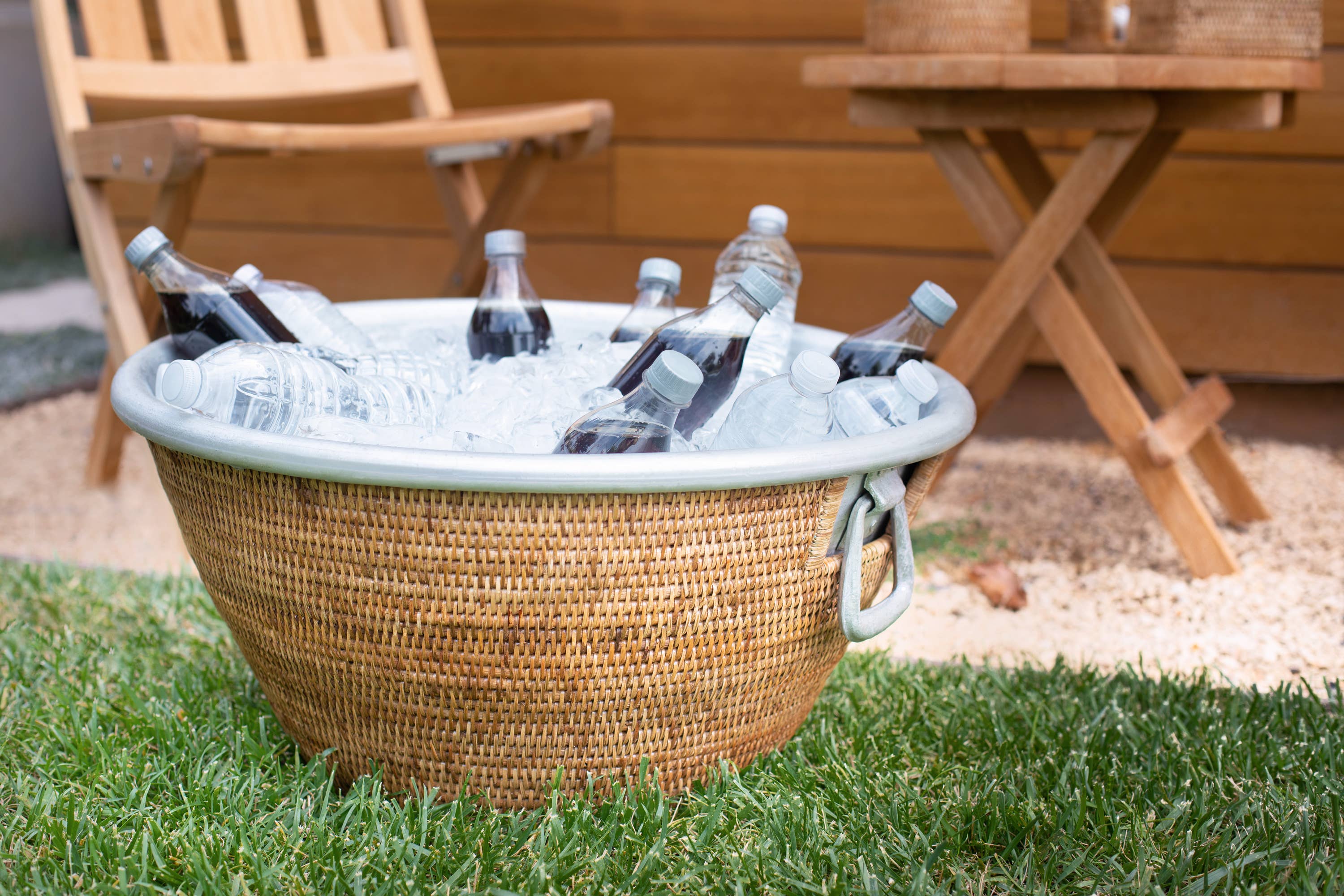 Rattan Aluminum Ice Tub – Beverage Cooler
