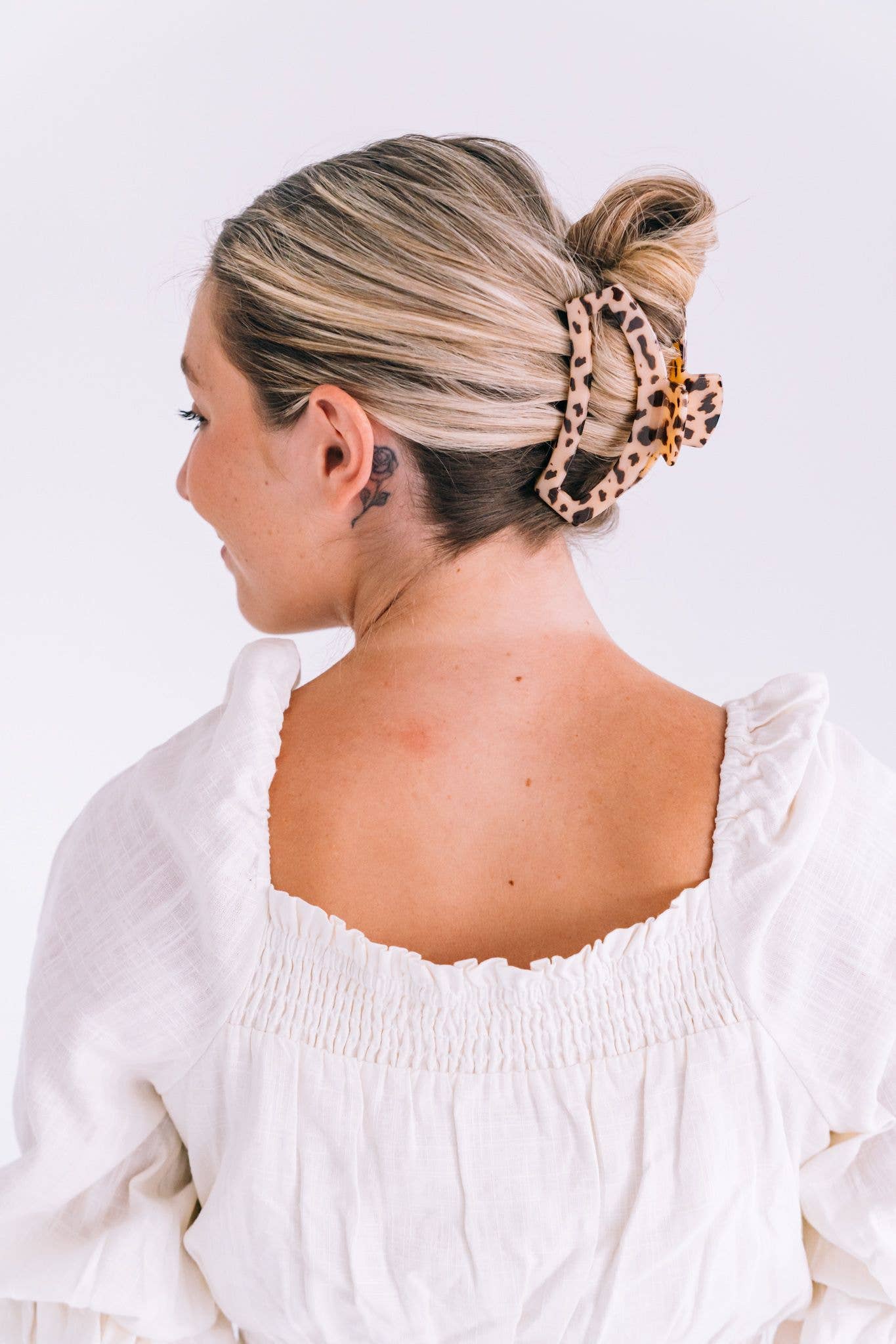 Open Blonde Tortoise Large Hair Clip