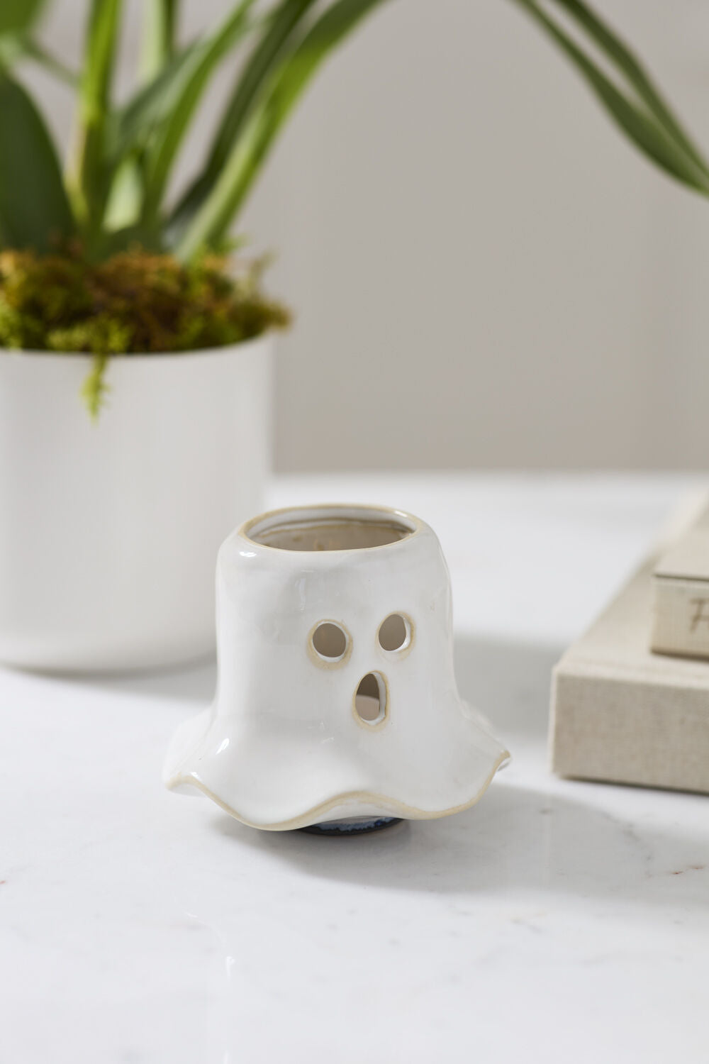 Shadowy Ghost Votive