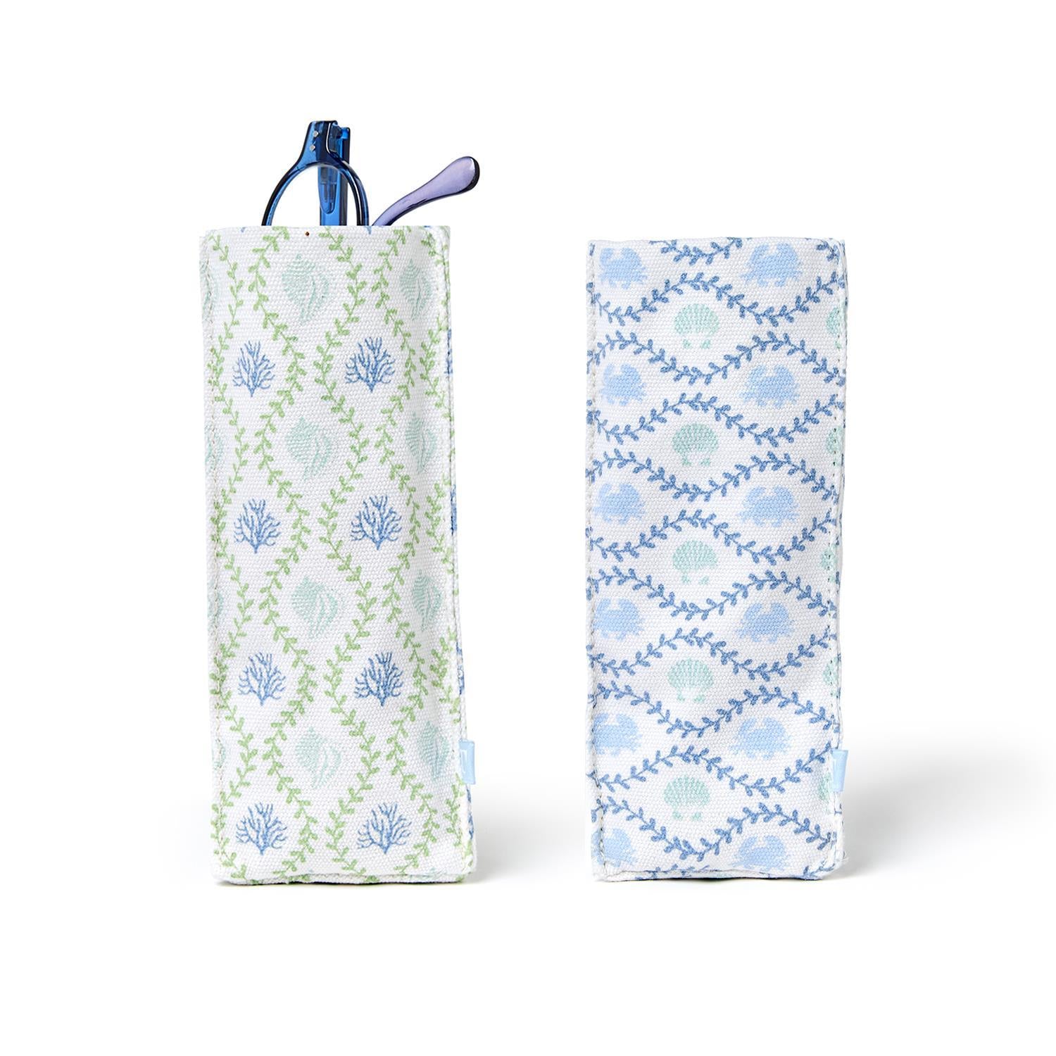 Coastal Print Standing Eyeglasses Holder