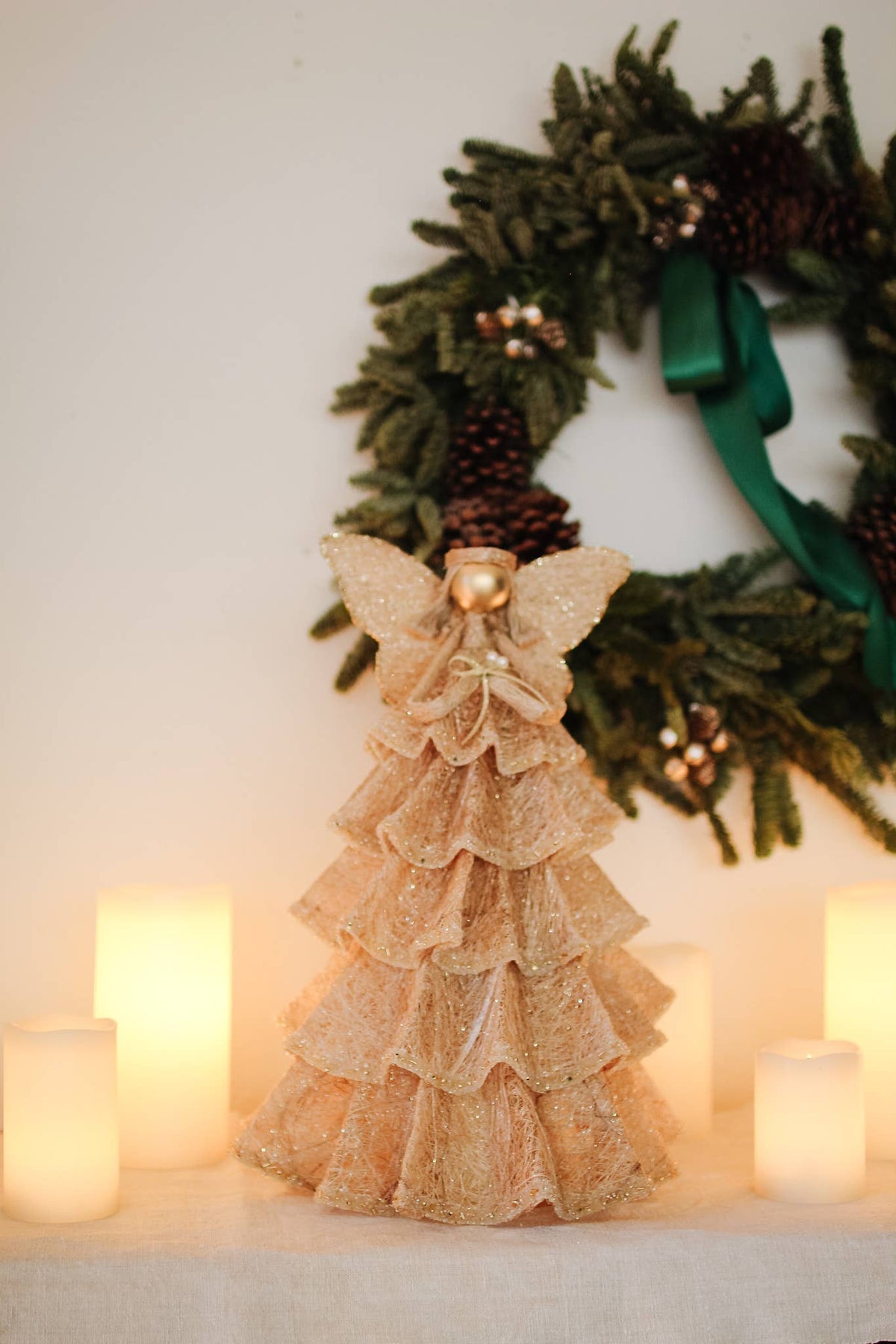 Tabletop/Tree Topper Noelle Angel (Nat/Gold)