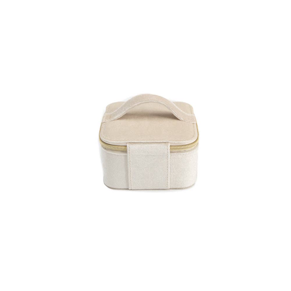 Vera Travel Jewelry Case with Pouch