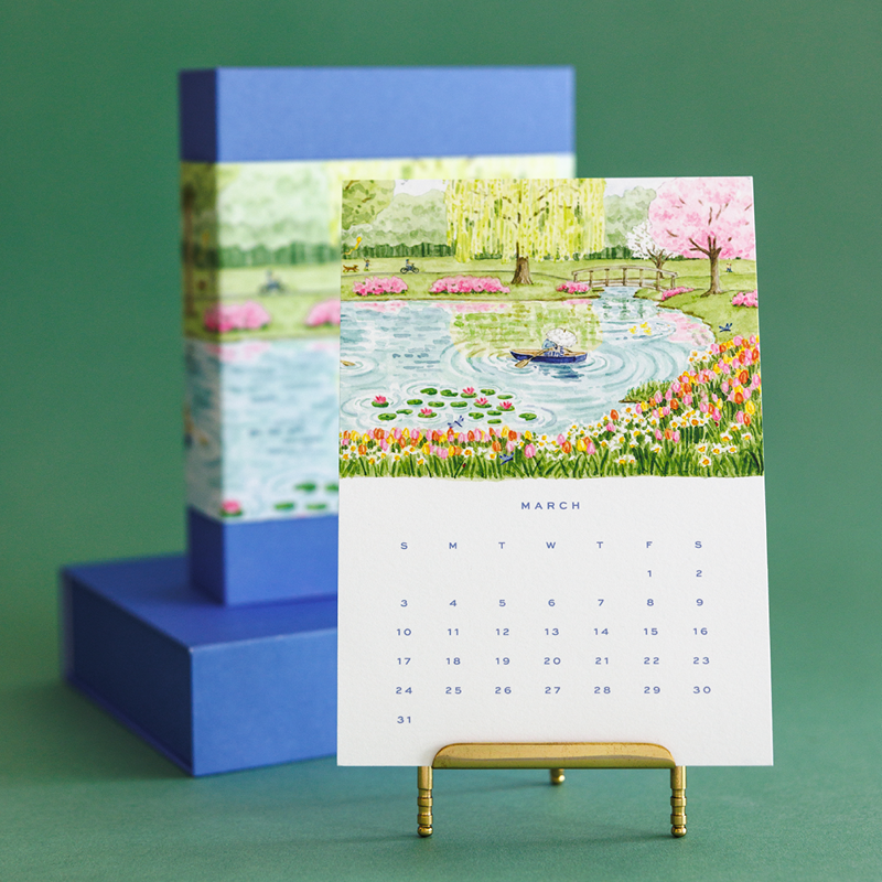 2025 Desktop Calendar with Easel