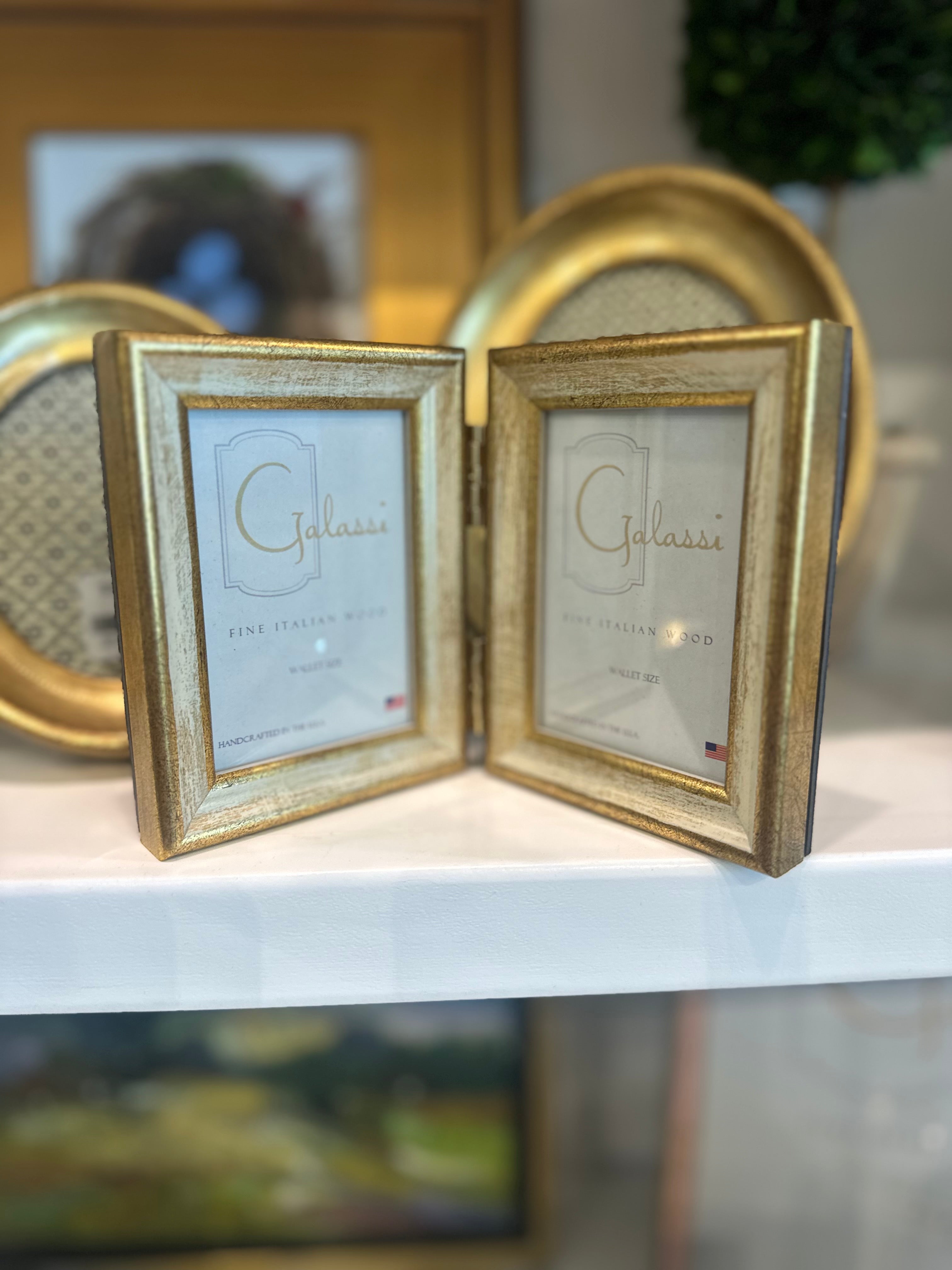 Wallet Vertical Double Cream/Gold Florentine