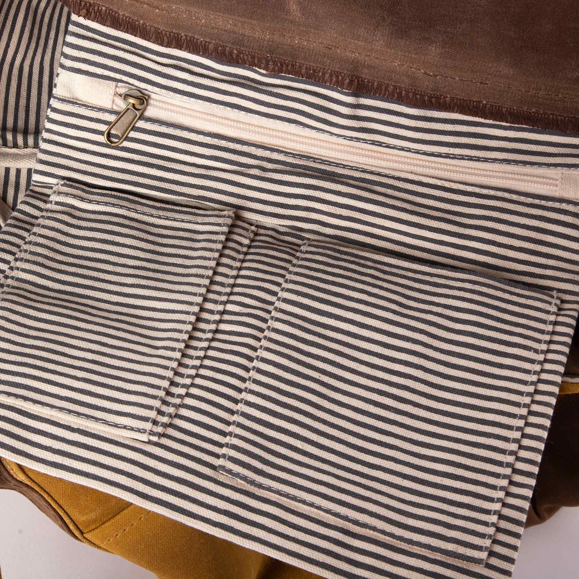 Waxed Large Classic Tote