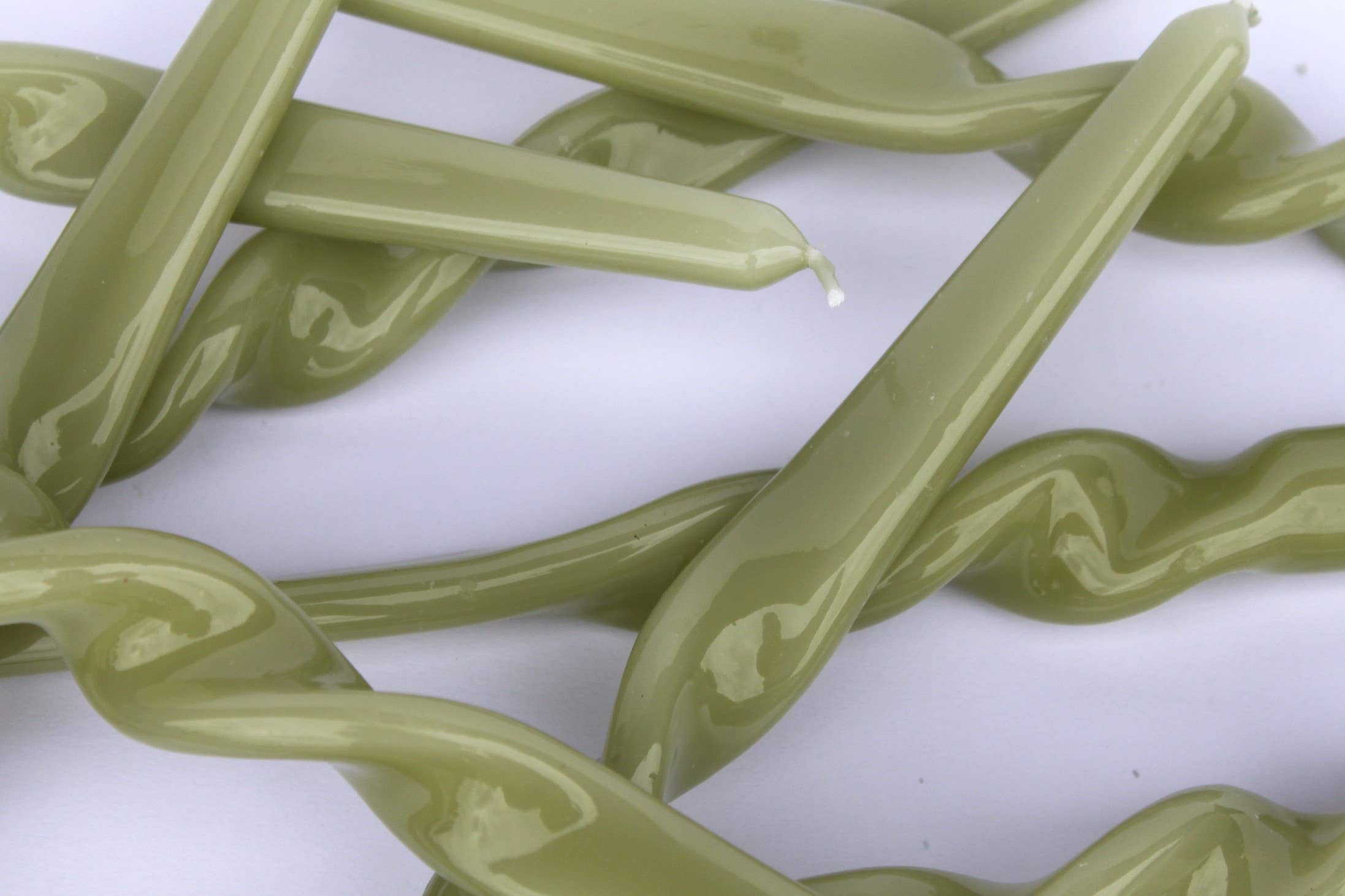 MÆGEN Twist Taper Candles - Leaf Green