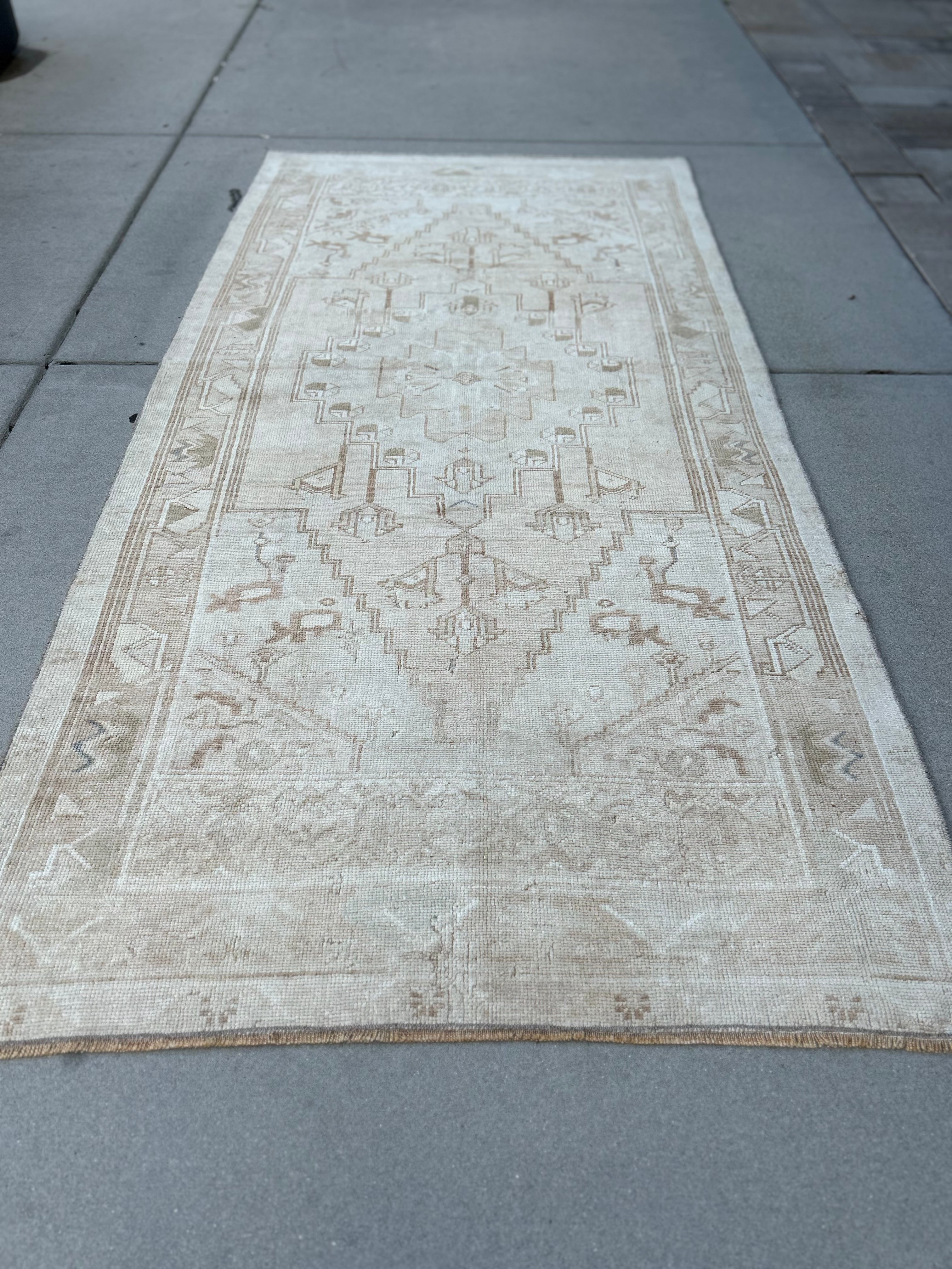 Turkish Rug 7’10”3’9”