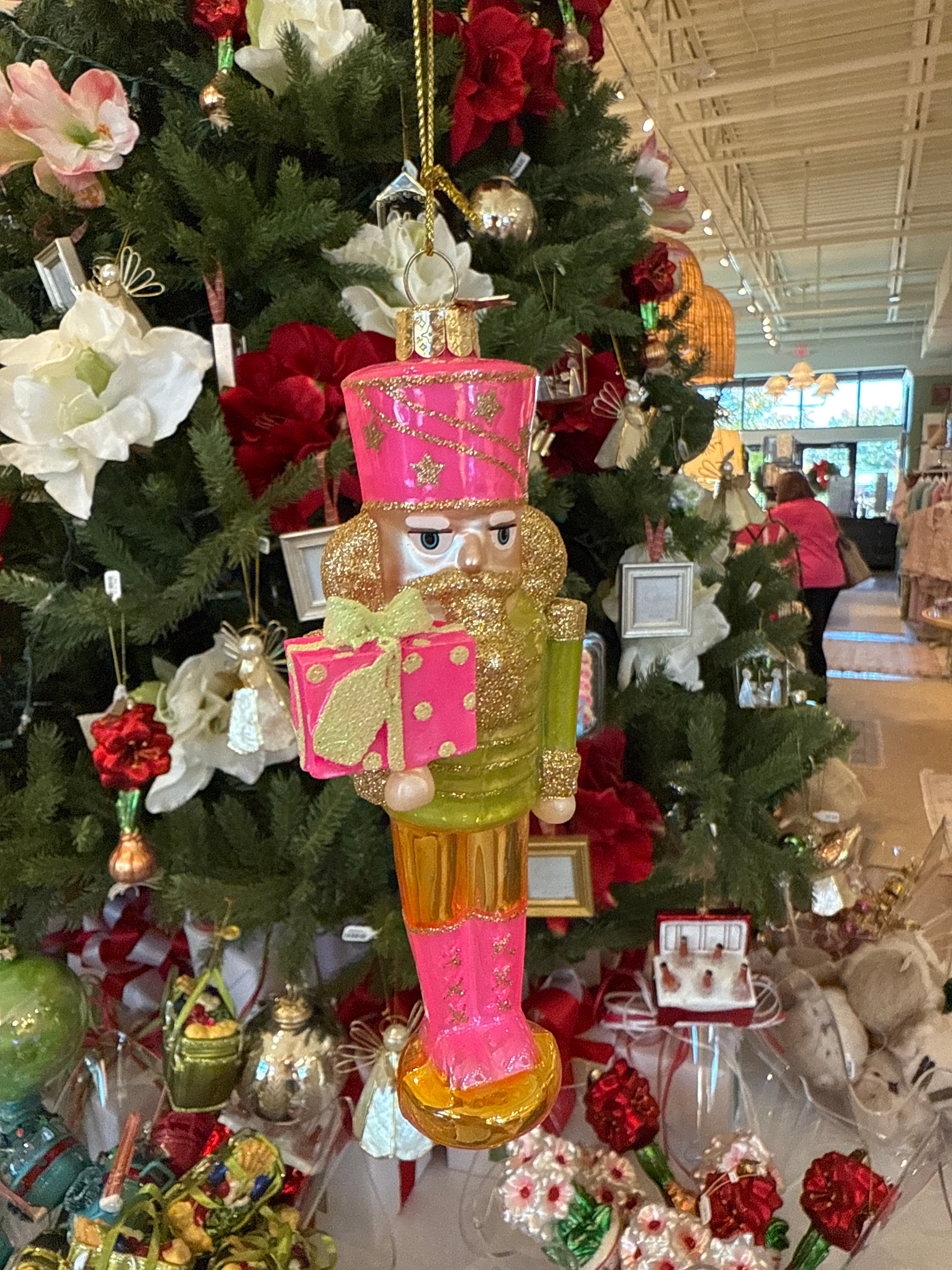 Ornament glass pink/green nutcracker