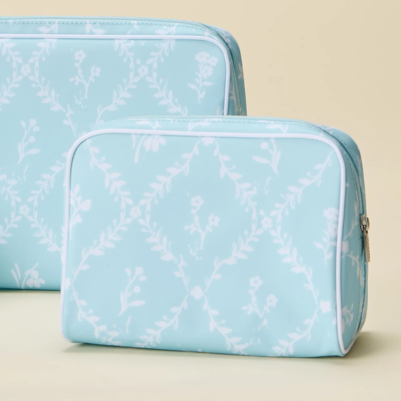 Weezie Medium Patterned Toiletry Bag
