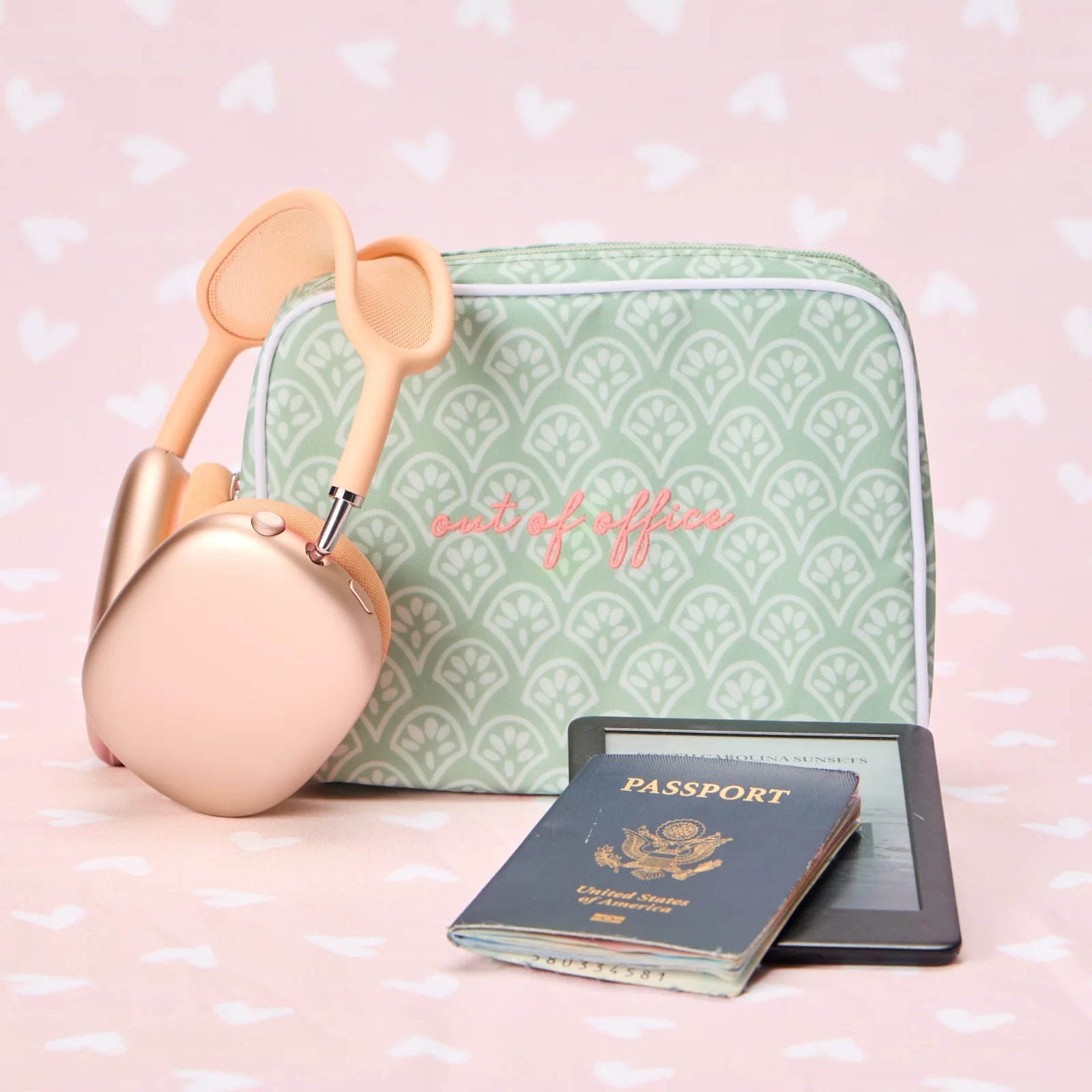 Weezie Medium Patterned Toiletry Bag