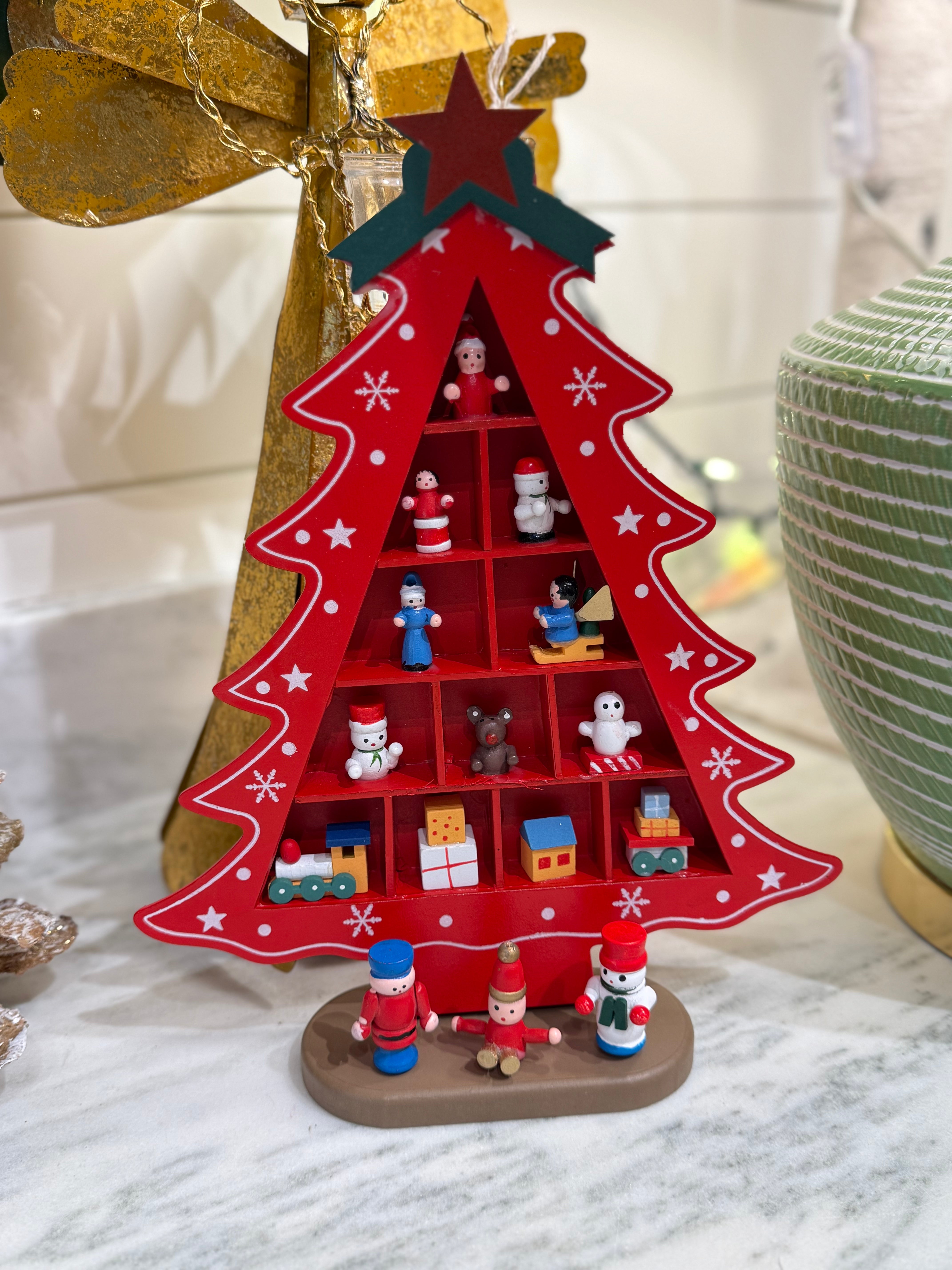 Wood Christmas Tree Display