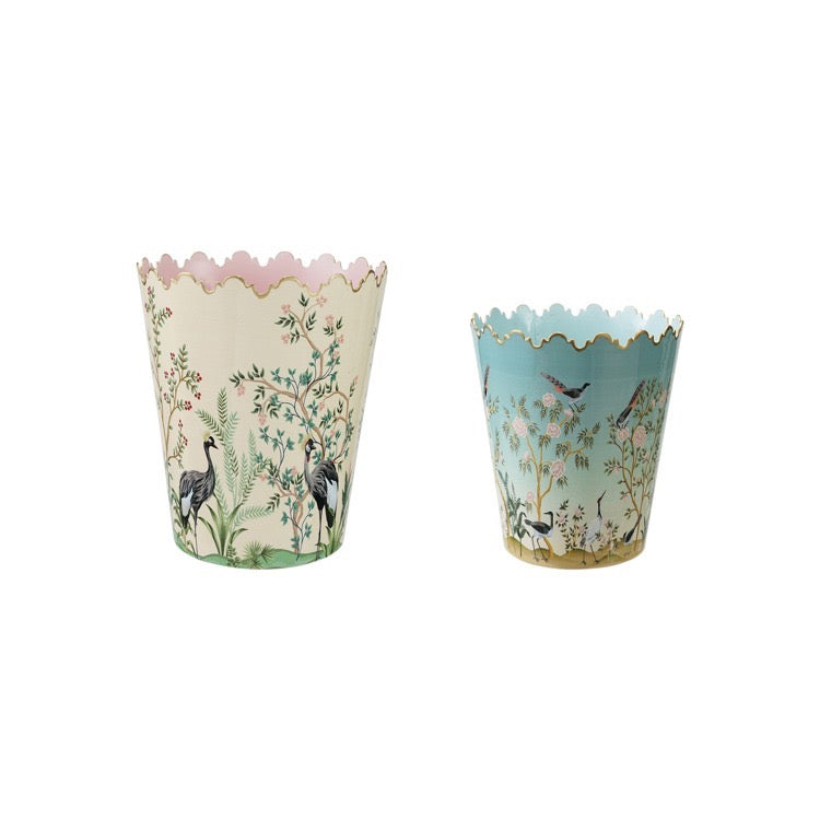 Metal Scalloped Buckets W Nature