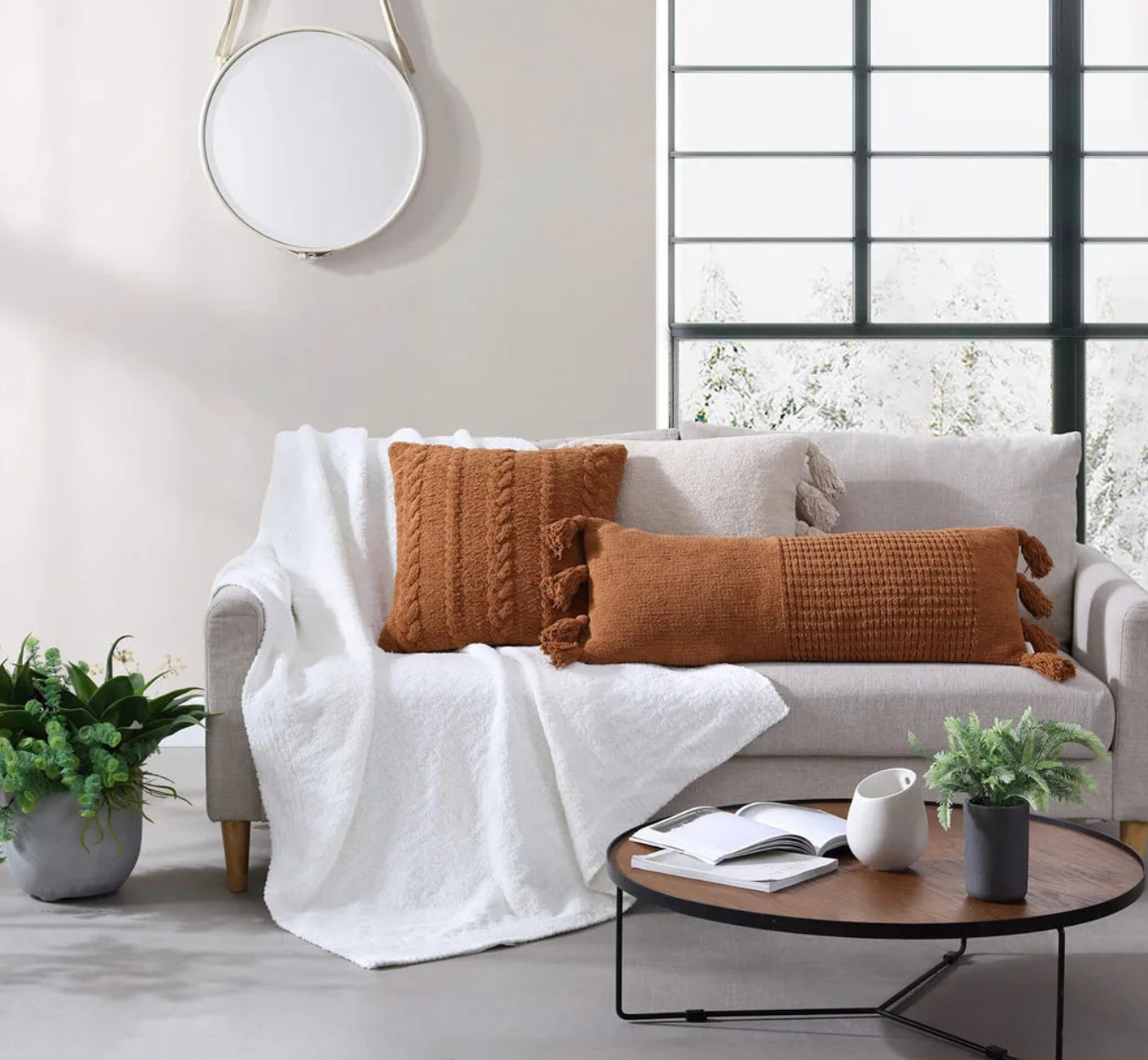 Snug Throw- Off White