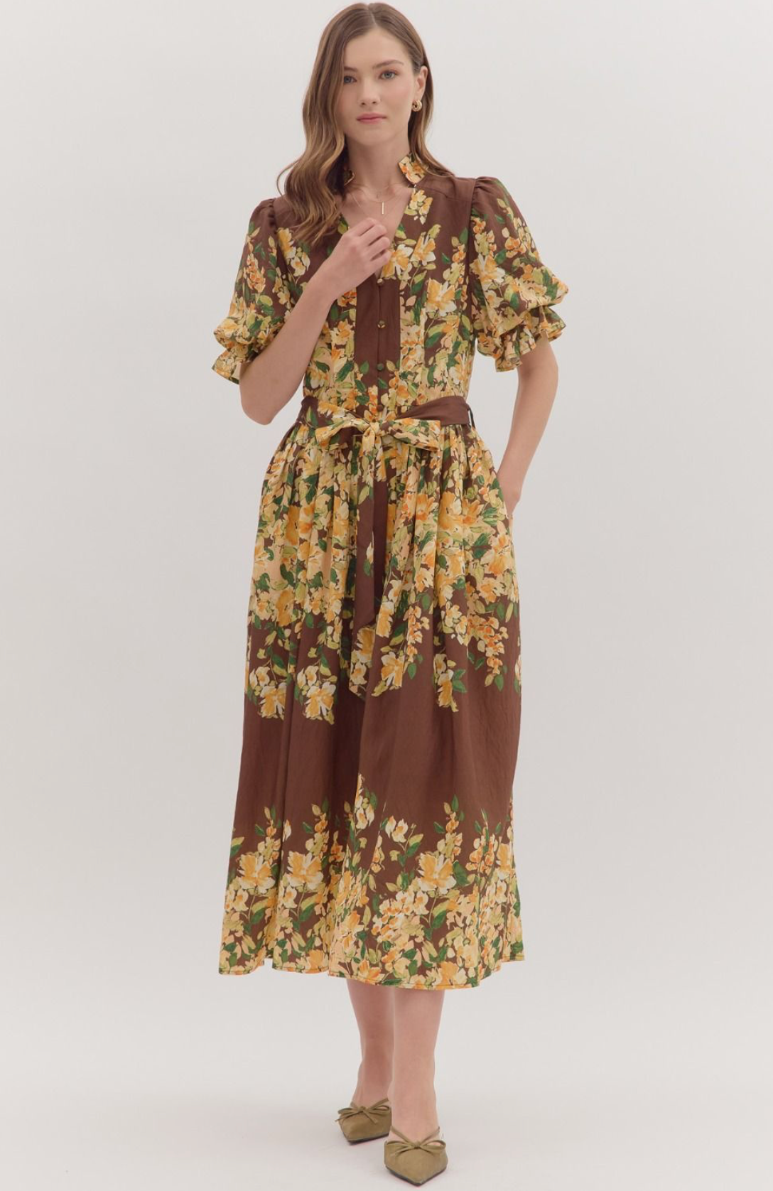 Floral short puff sleeve midi dress