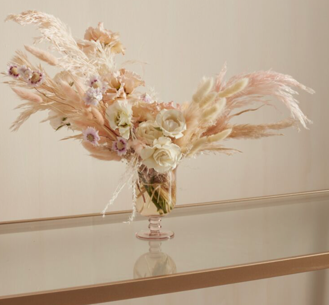 Vesna Footed Vase- Pink