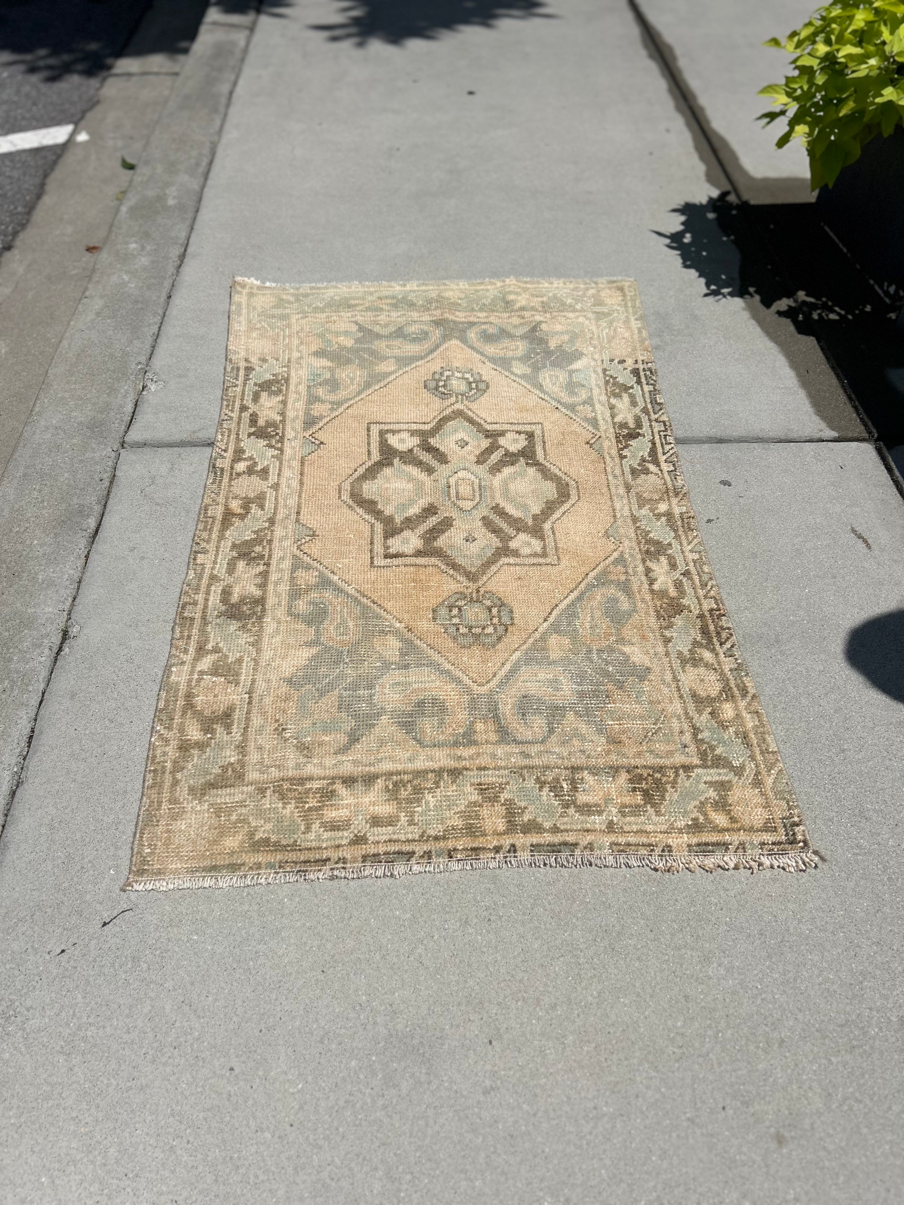 Small Turkish Rug 4’2’5”