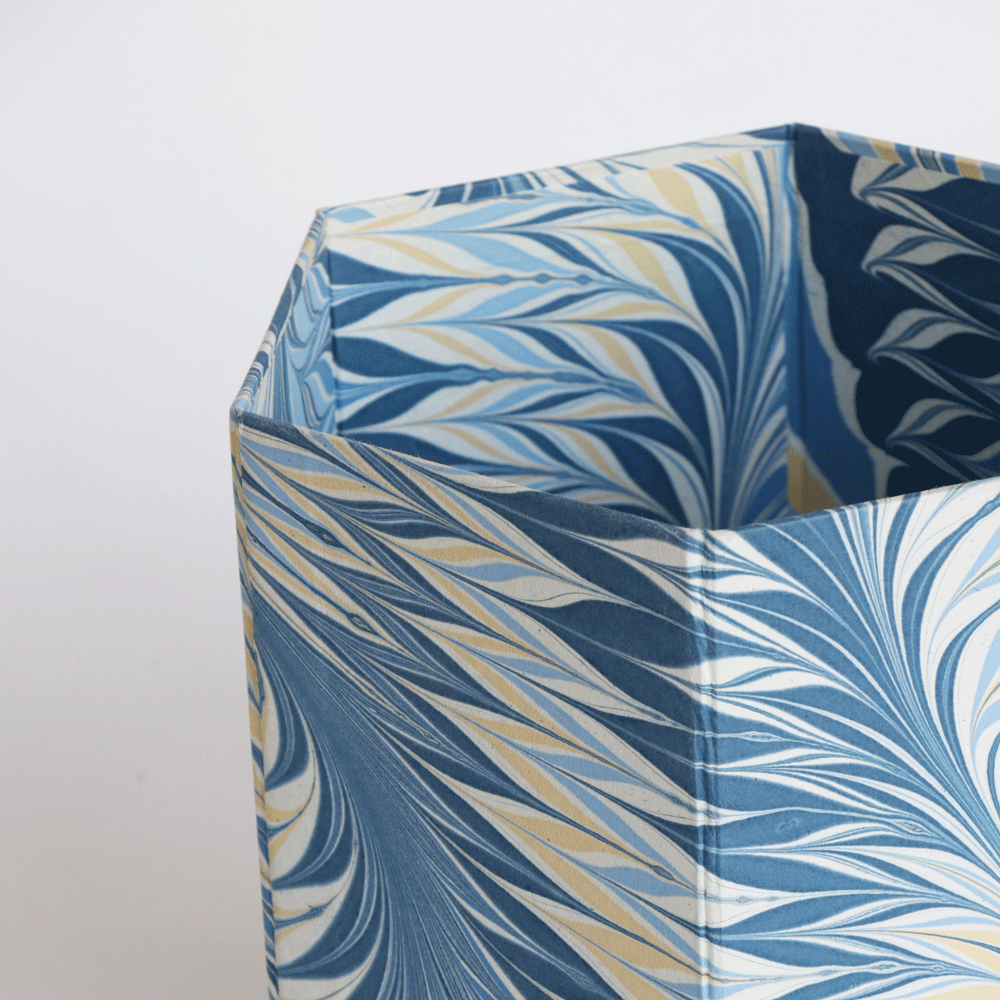 MARBLED HEXAGON COLLAPSIBLE BASKET- INDIGO