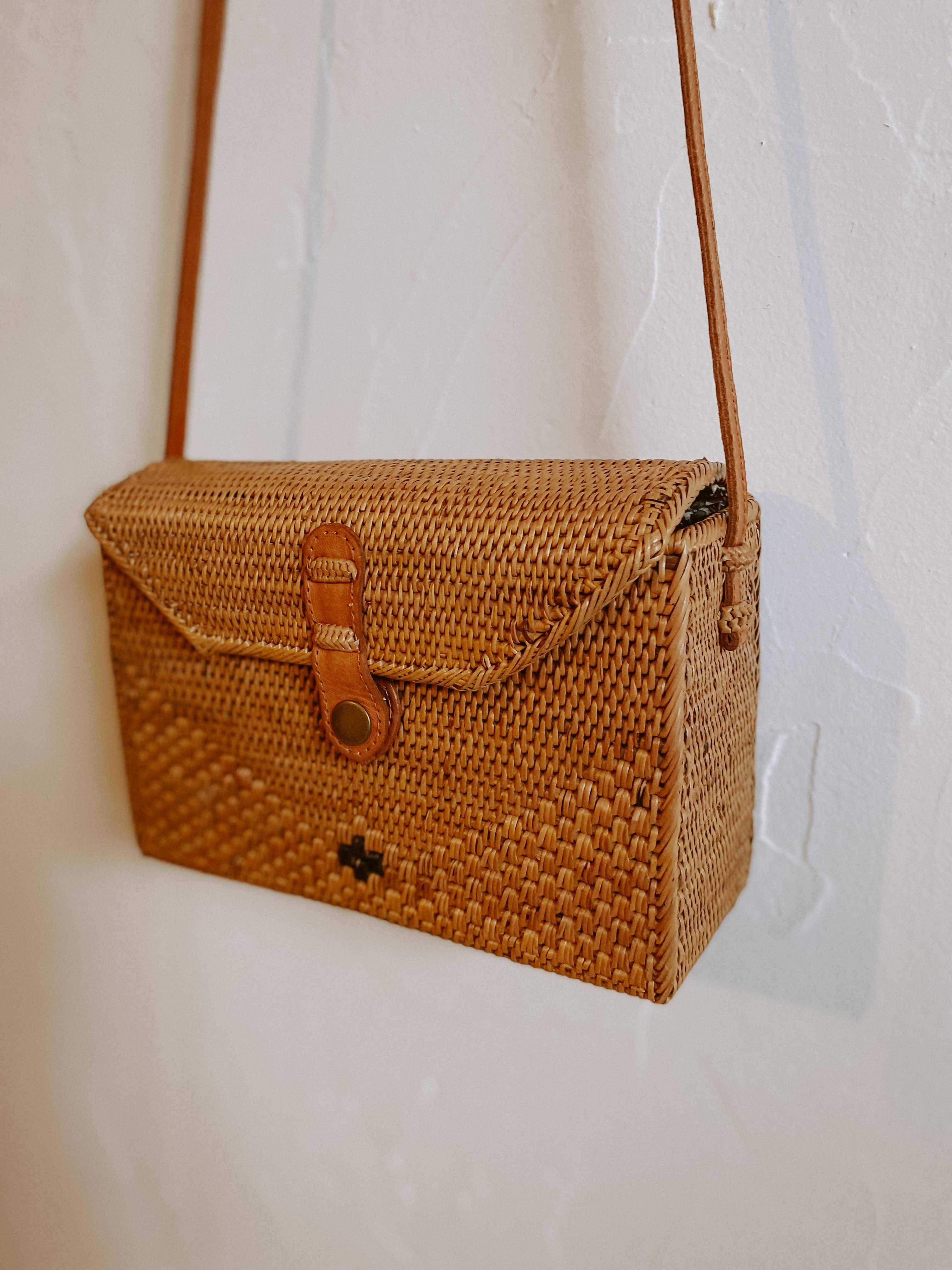 Kota Rattan Purse in Natural