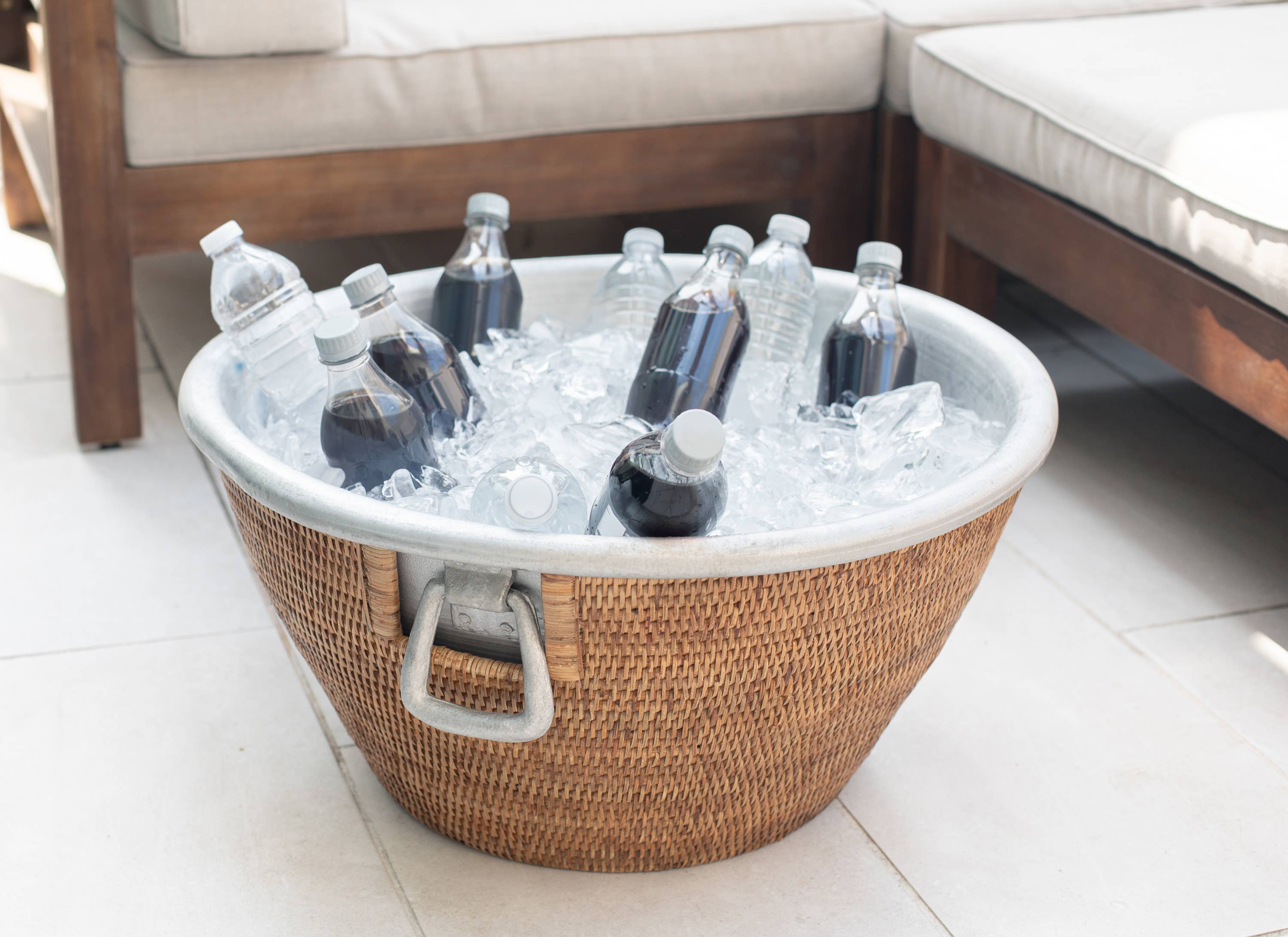 Rattan Aluminum Ice Tub – Beverage Cooler