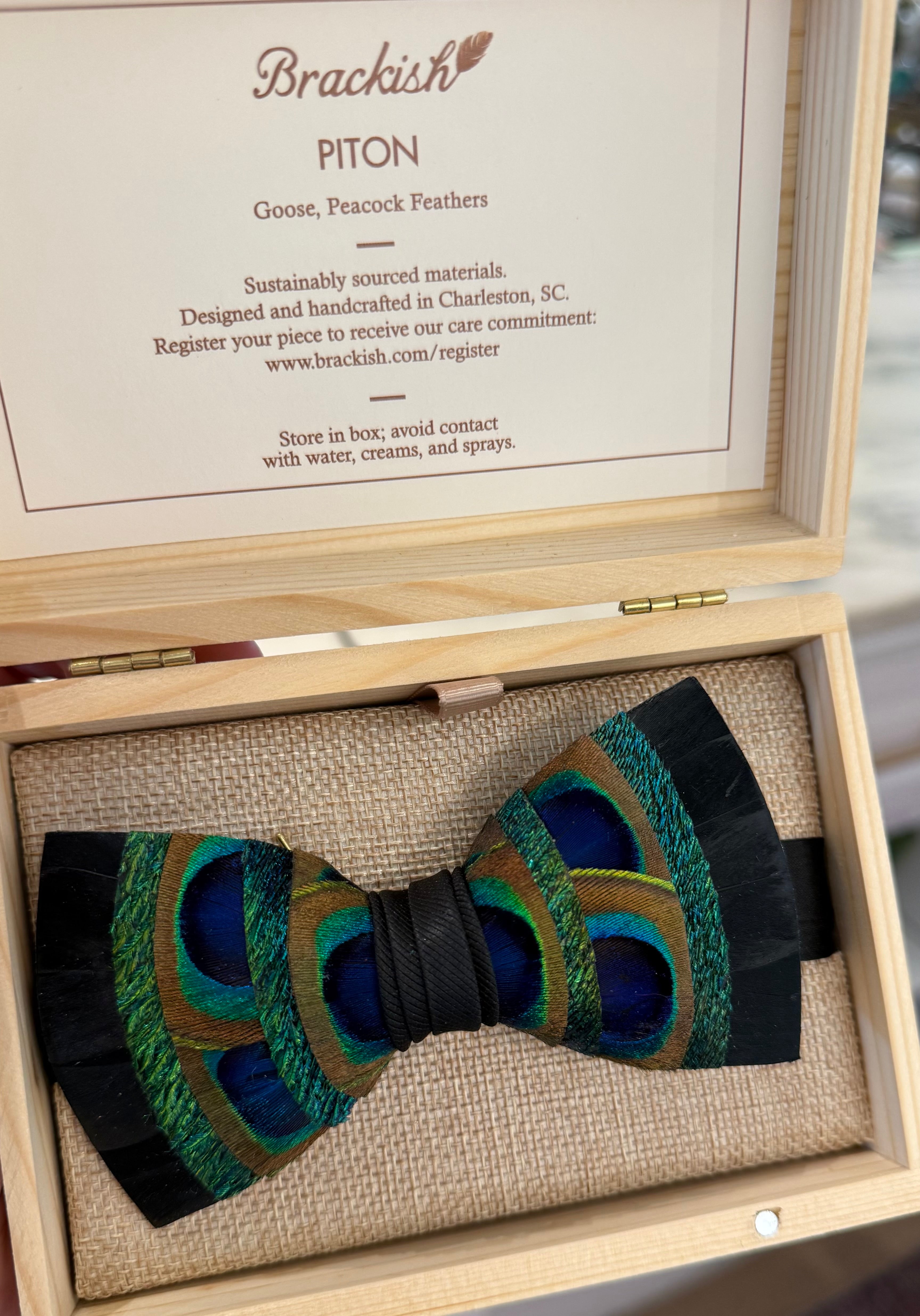 Piton Bow Tie
