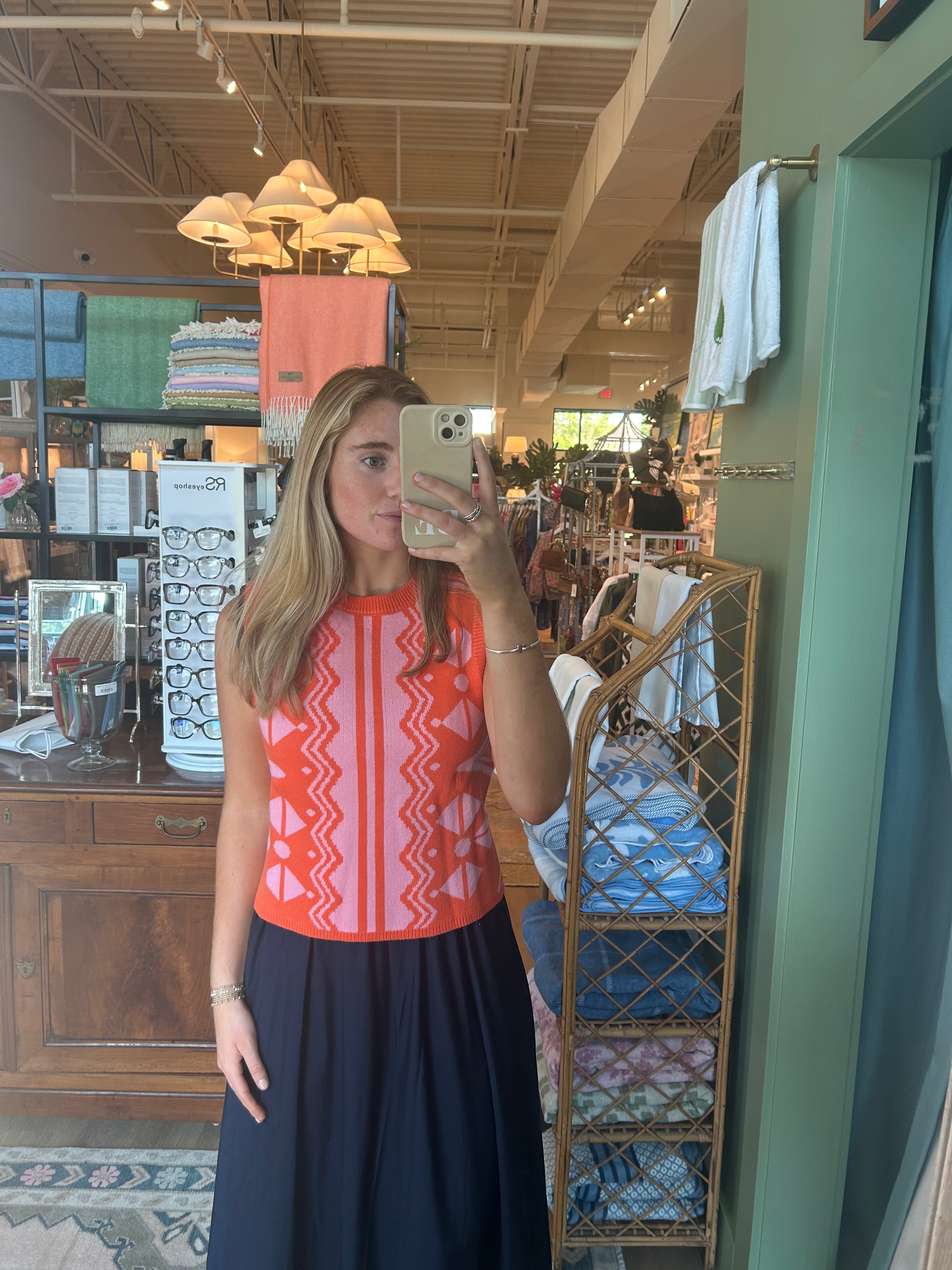 Sleeveless Pattern Knit Top