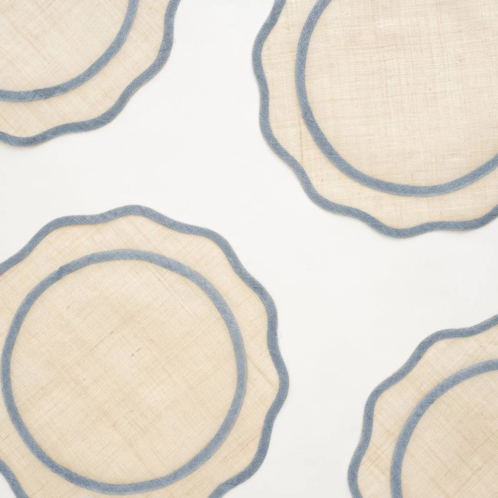 Set of 4 Scalloped Rice Paper Placemat