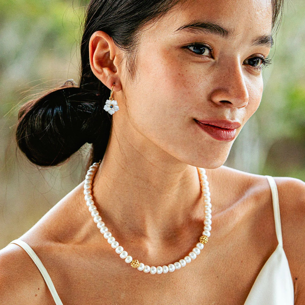 Berry Single Strand Necklace 16" Pearl