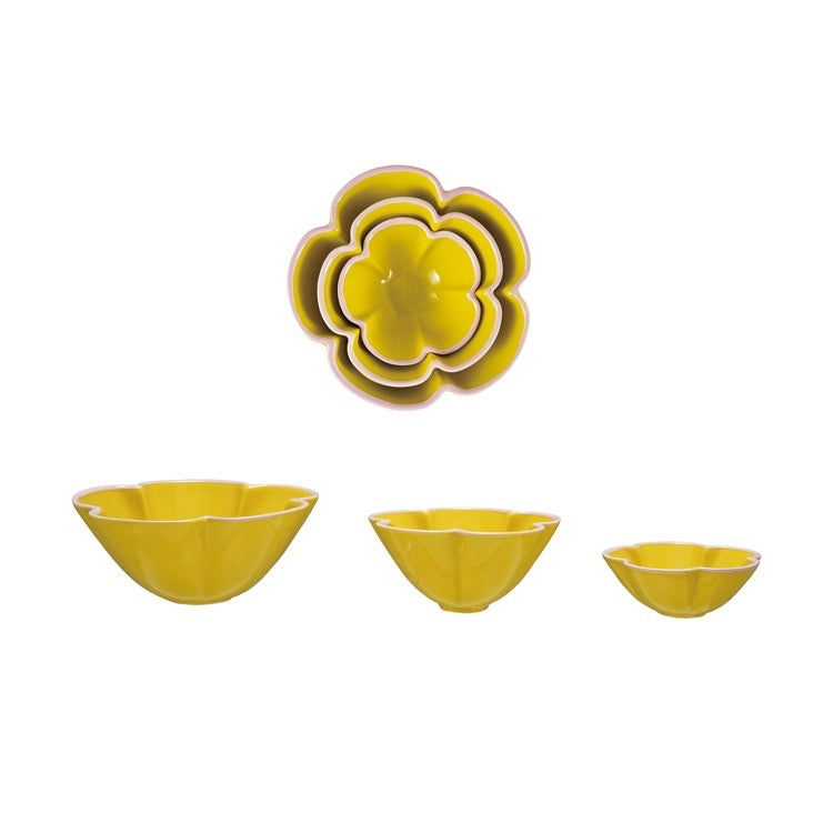 S/3 Stoneware Flower Shaped Nesting