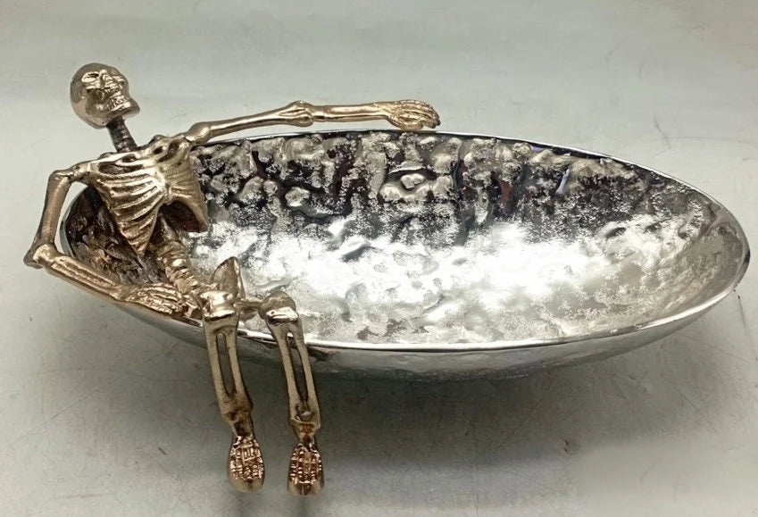 Lounging Skeleton Bowl (Metal)