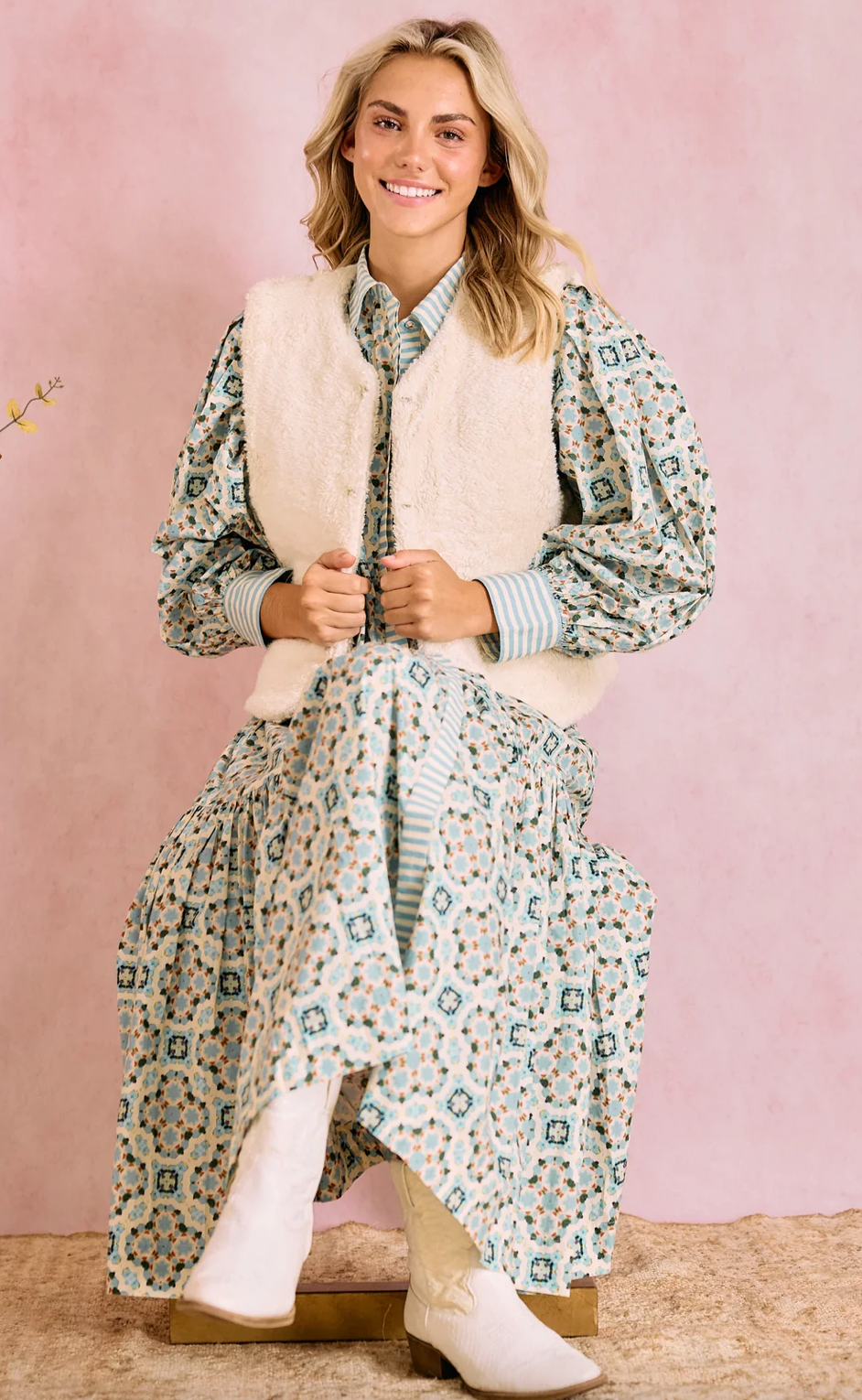 Laura Long Sleeve Dress - Quatrefoil Blue & Ivory