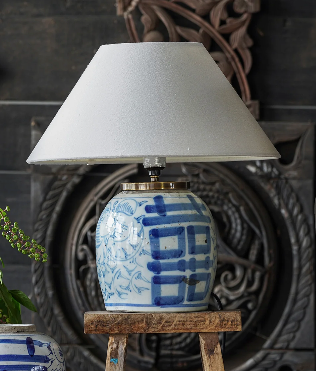 Wedding Pot Table Lamp