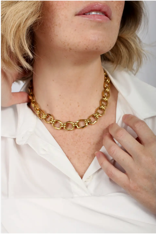 Cyrus Choker