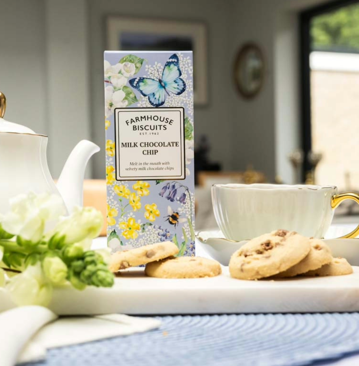 English Garden Milk Choc Chip Carton