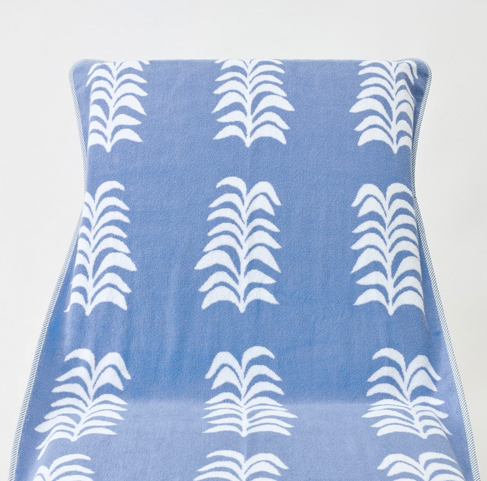 Pool Lounge Cover
