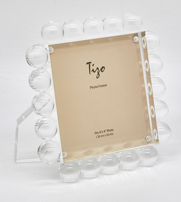 Acrylic Frame w/Clear Bubbles 4x4
