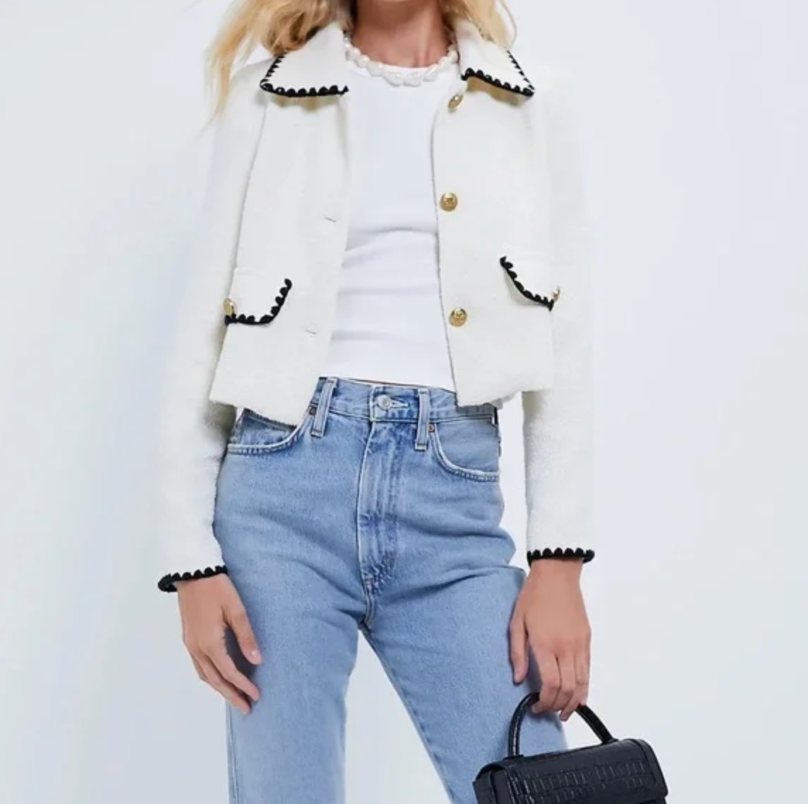 long sleeve button closure cropped blazer