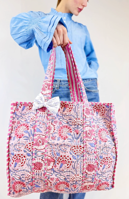 Jane Tote, Amelia