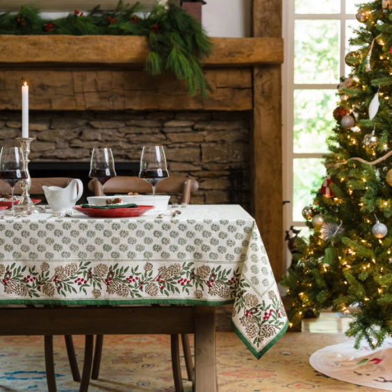 Christmas Garland Tablecloth