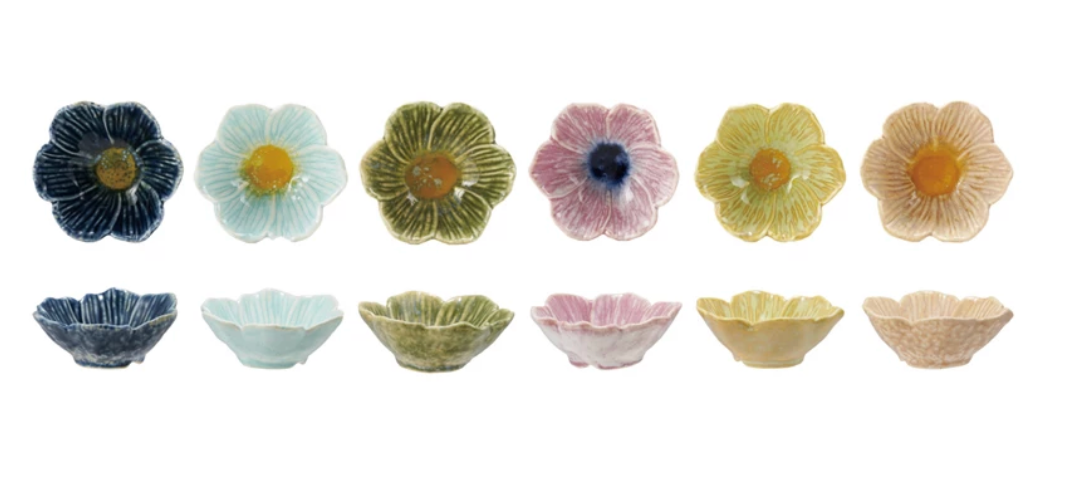 Stoneware Flower Shaped Bowl