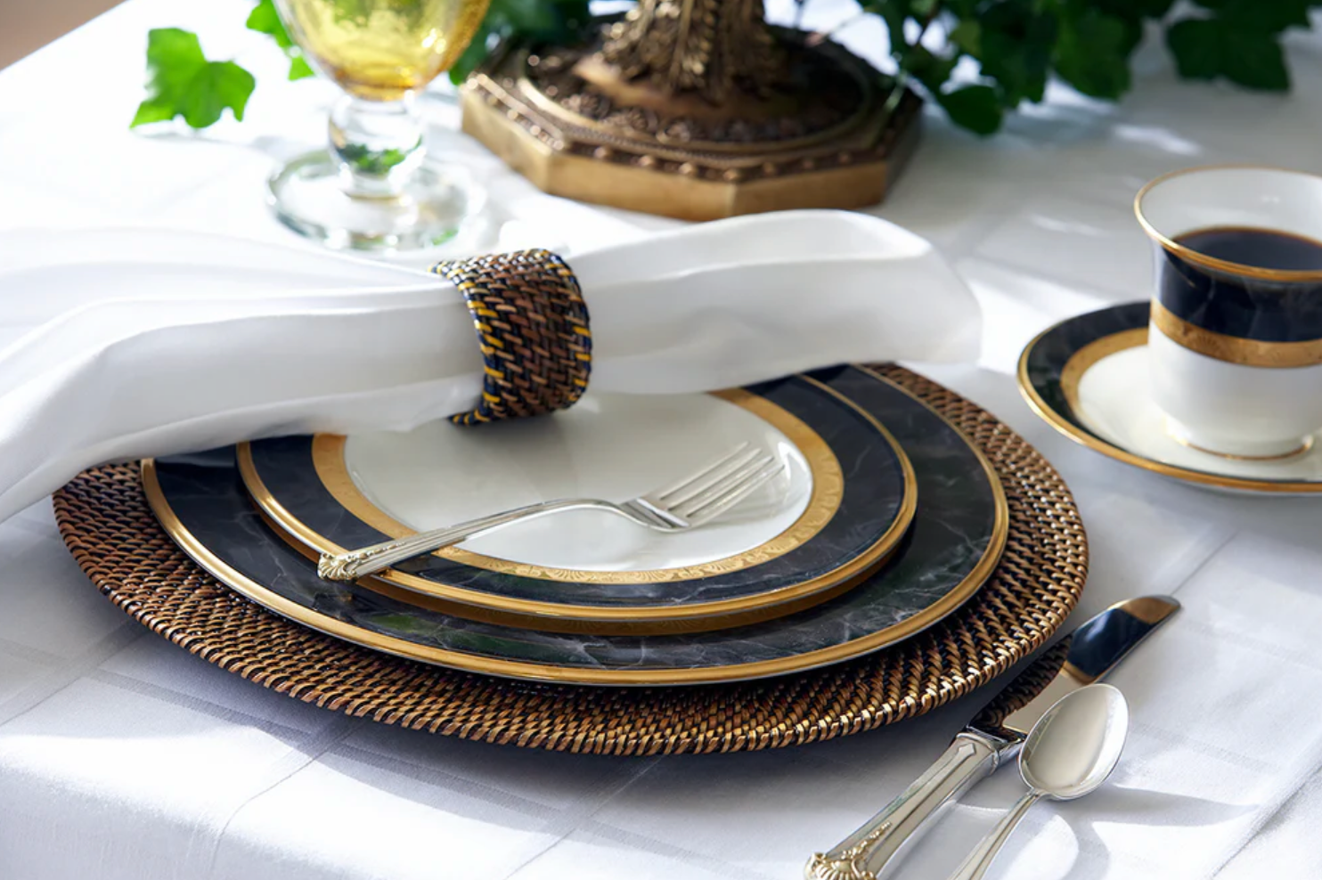 Plate Charger Round