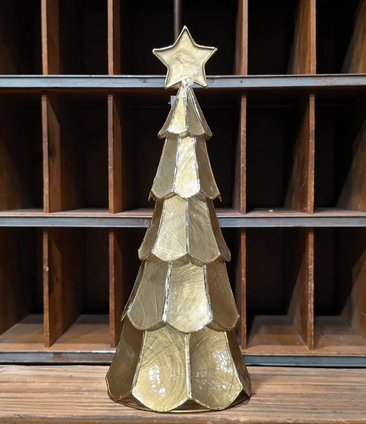 Capiz Layered Tree W/Star