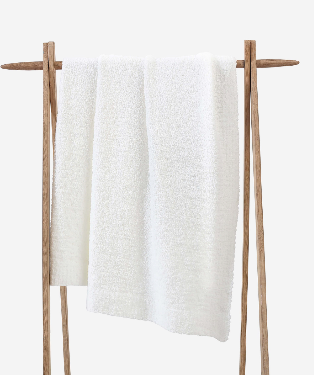 Snug Throw- Off White