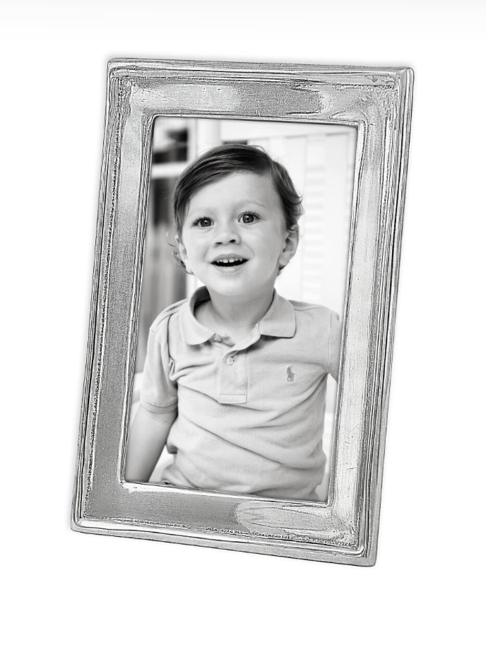 Hand-polished metal 4 x 6 Frame