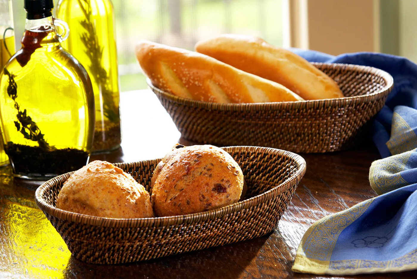 Oval Bread Basket with Scalloped Edge, Medium