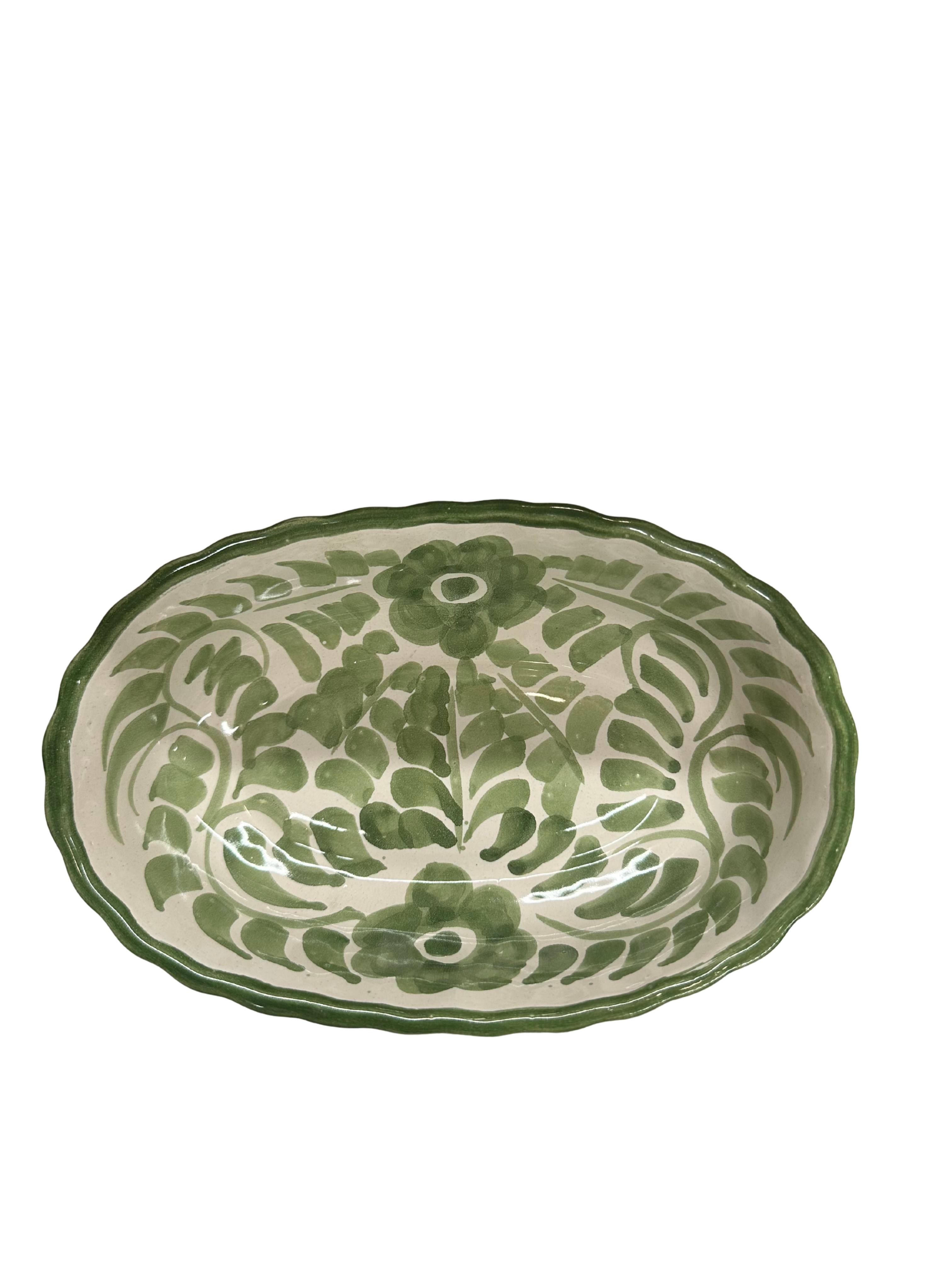 Medium Scalloped Edge Oval Dish